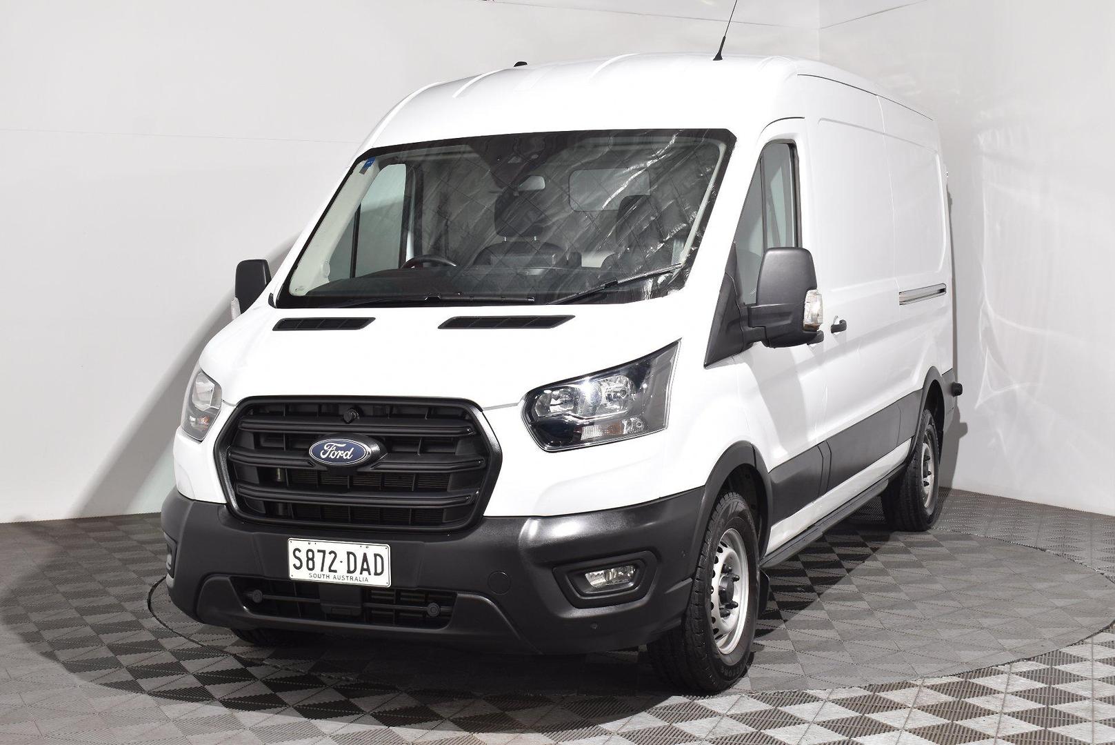 2023 Ford Transit 350L — photo 13