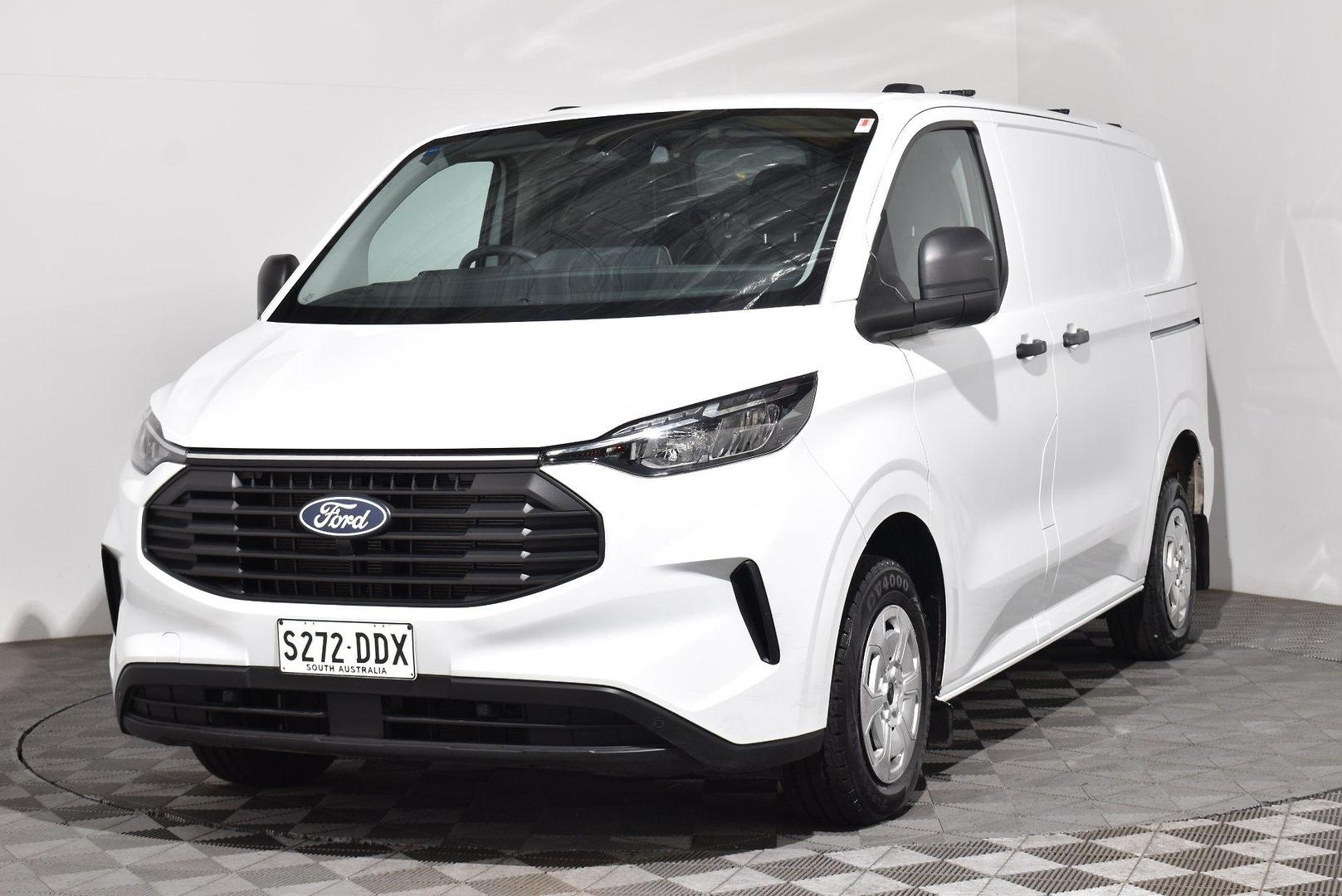 2024 Ford Transit Custom Trend SWB — photo 12