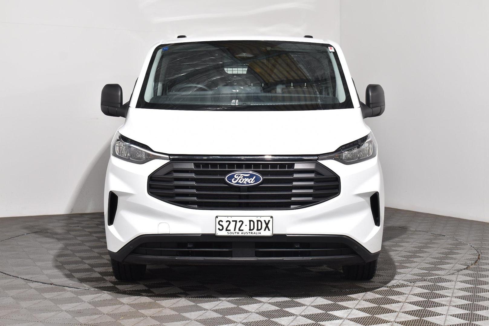 2024 Ford Transit Custom Trend SWB — photo 3