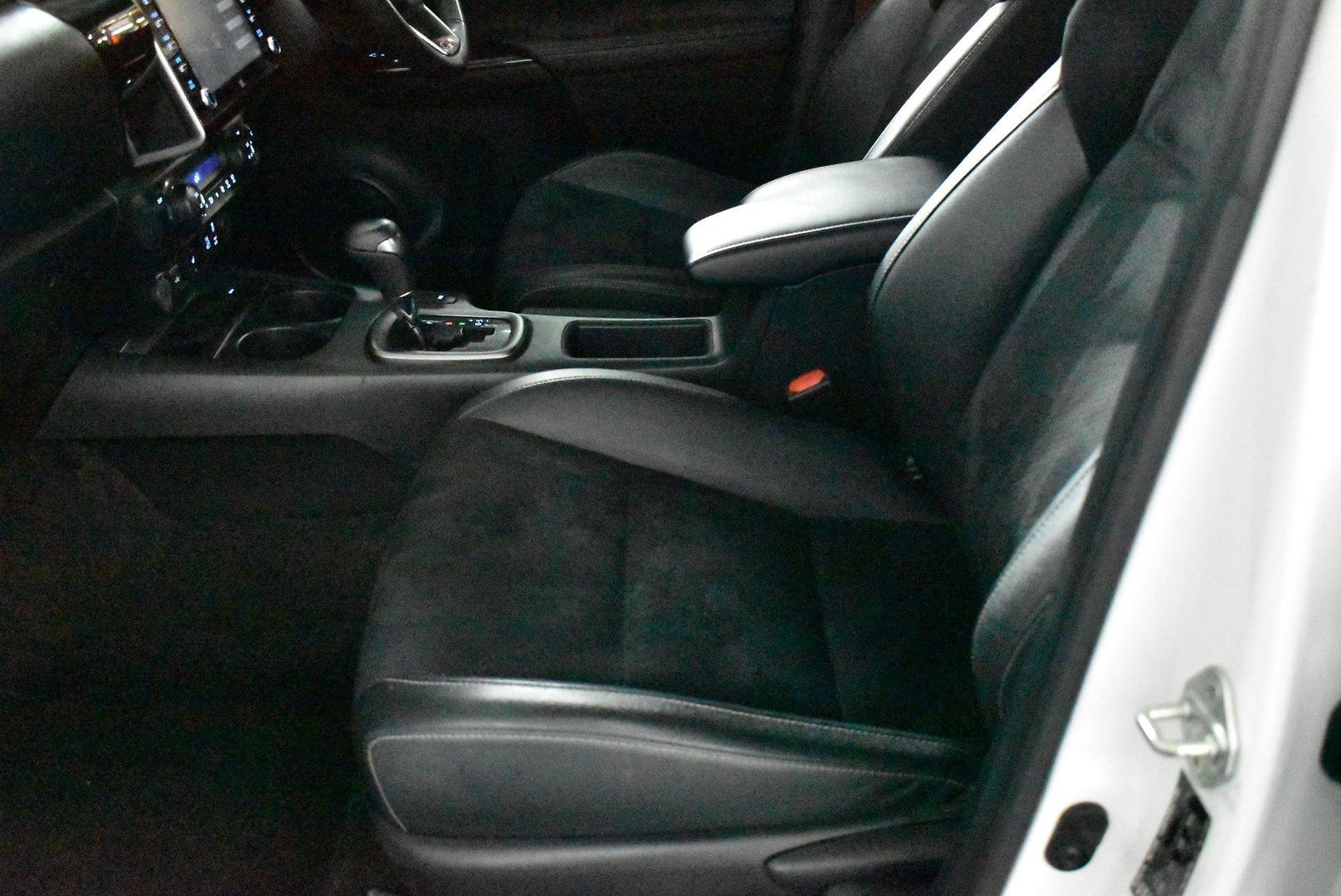 2024 Toyota Hilux GR Sport — photo 7