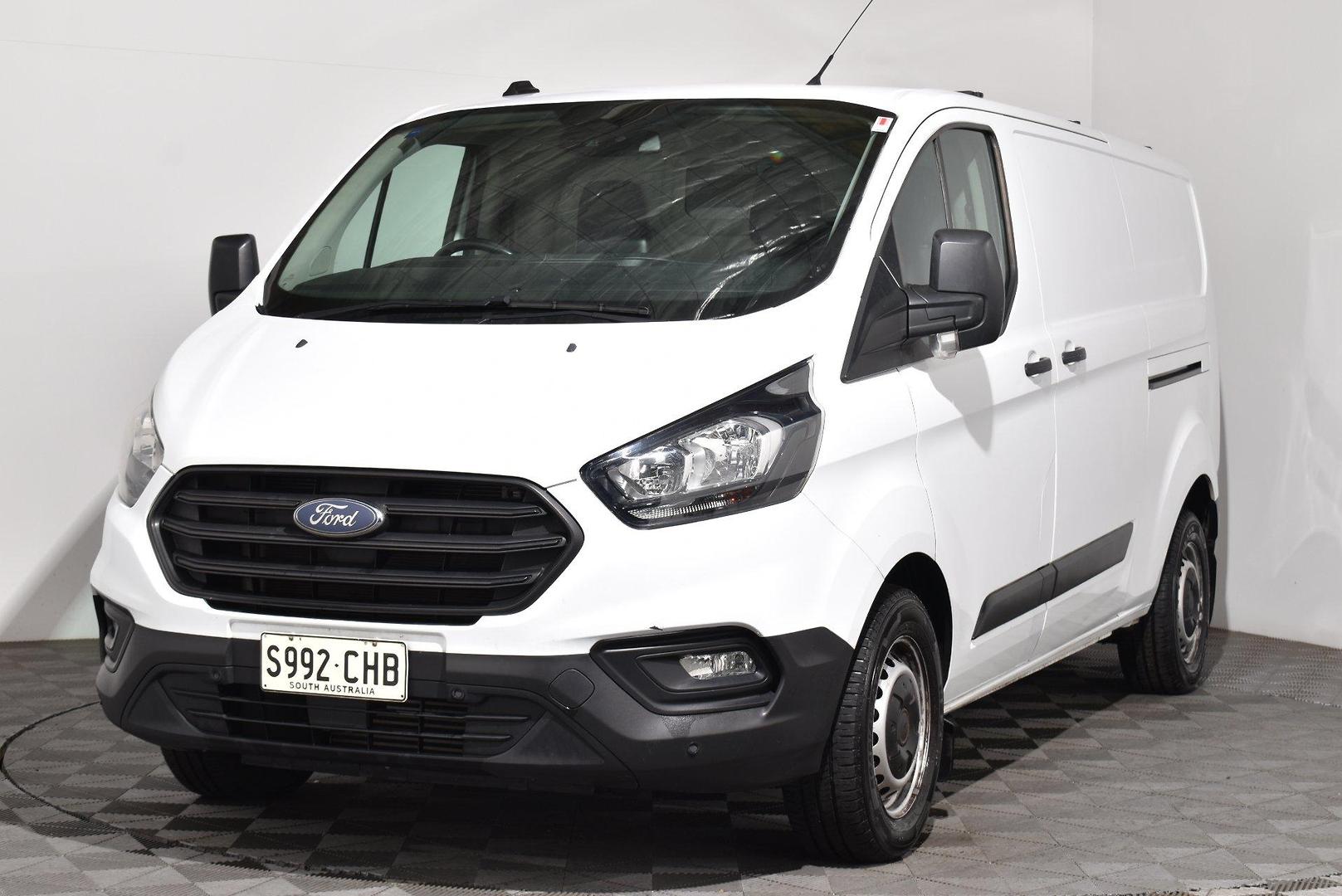 2020 Ford Transit Custom 340L — photo 12