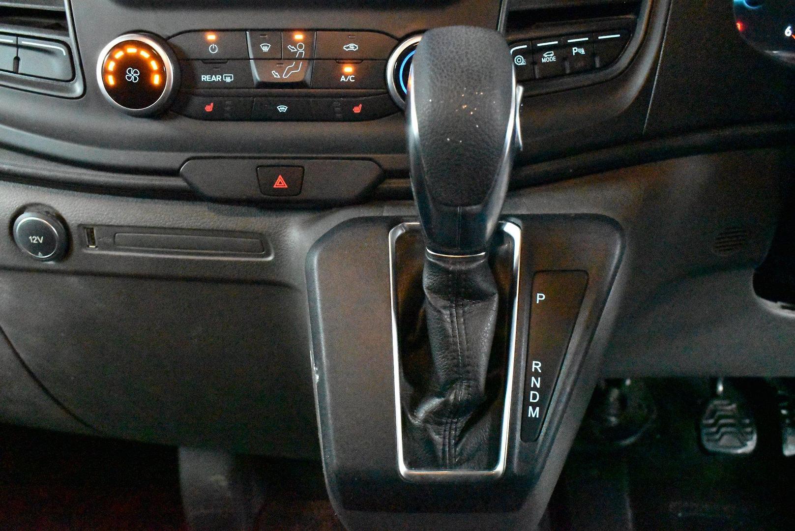 2020 Ford Transit Custom 340L — photo 19