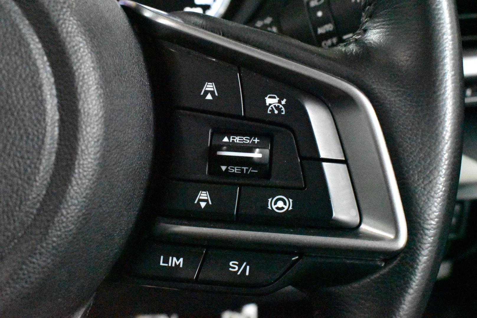 2022 Subaru Forester 25iS — photo 21