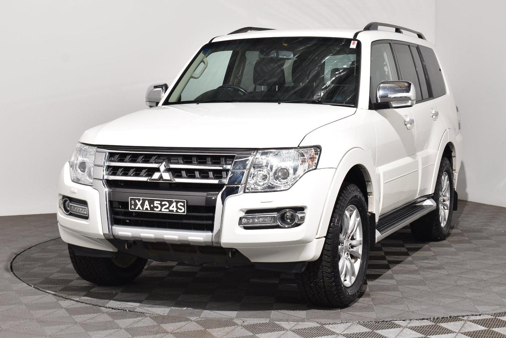 2020 Mitsubishi Pajero GLS — photo 13