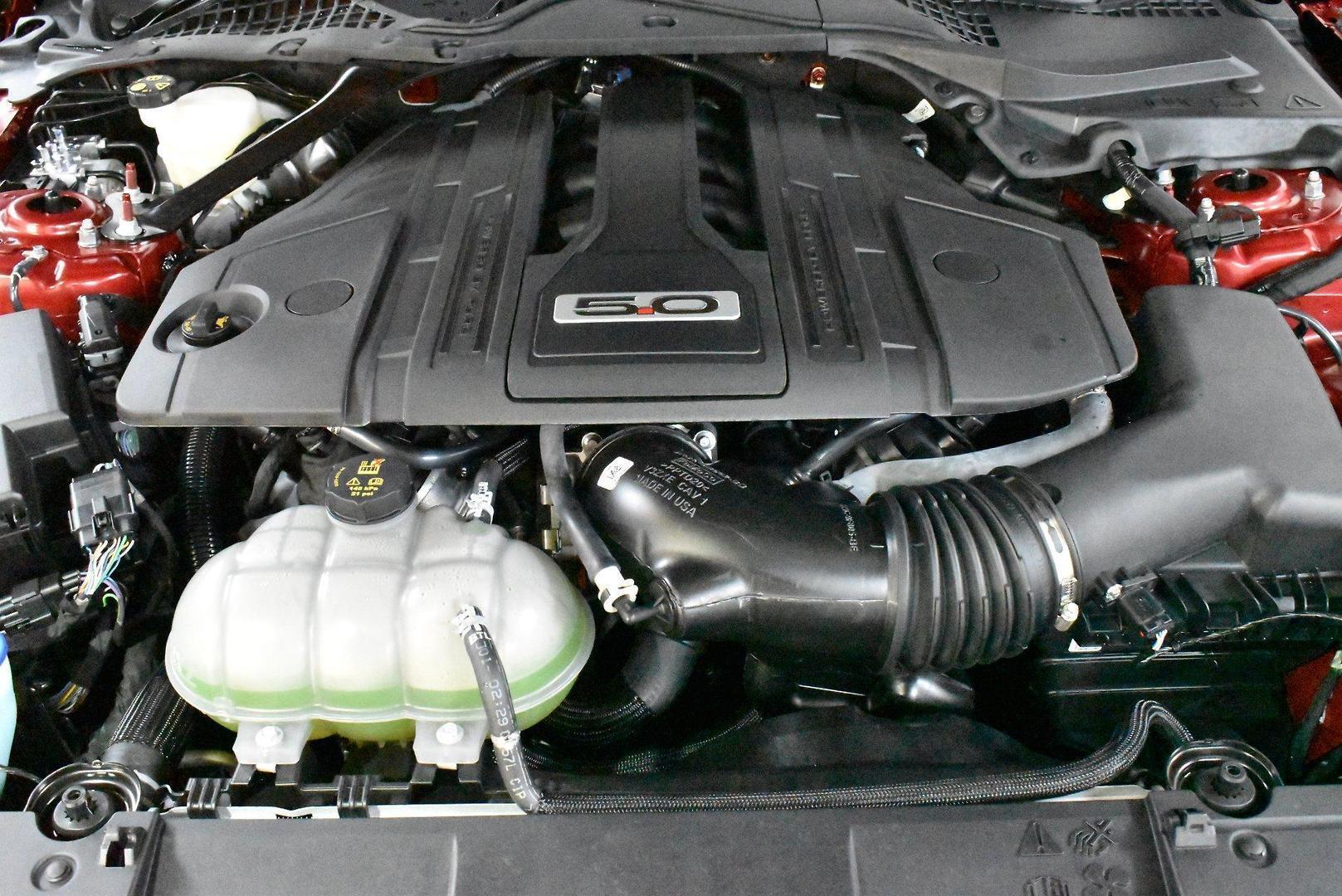 2022 Ford Mustang GT — photo 17