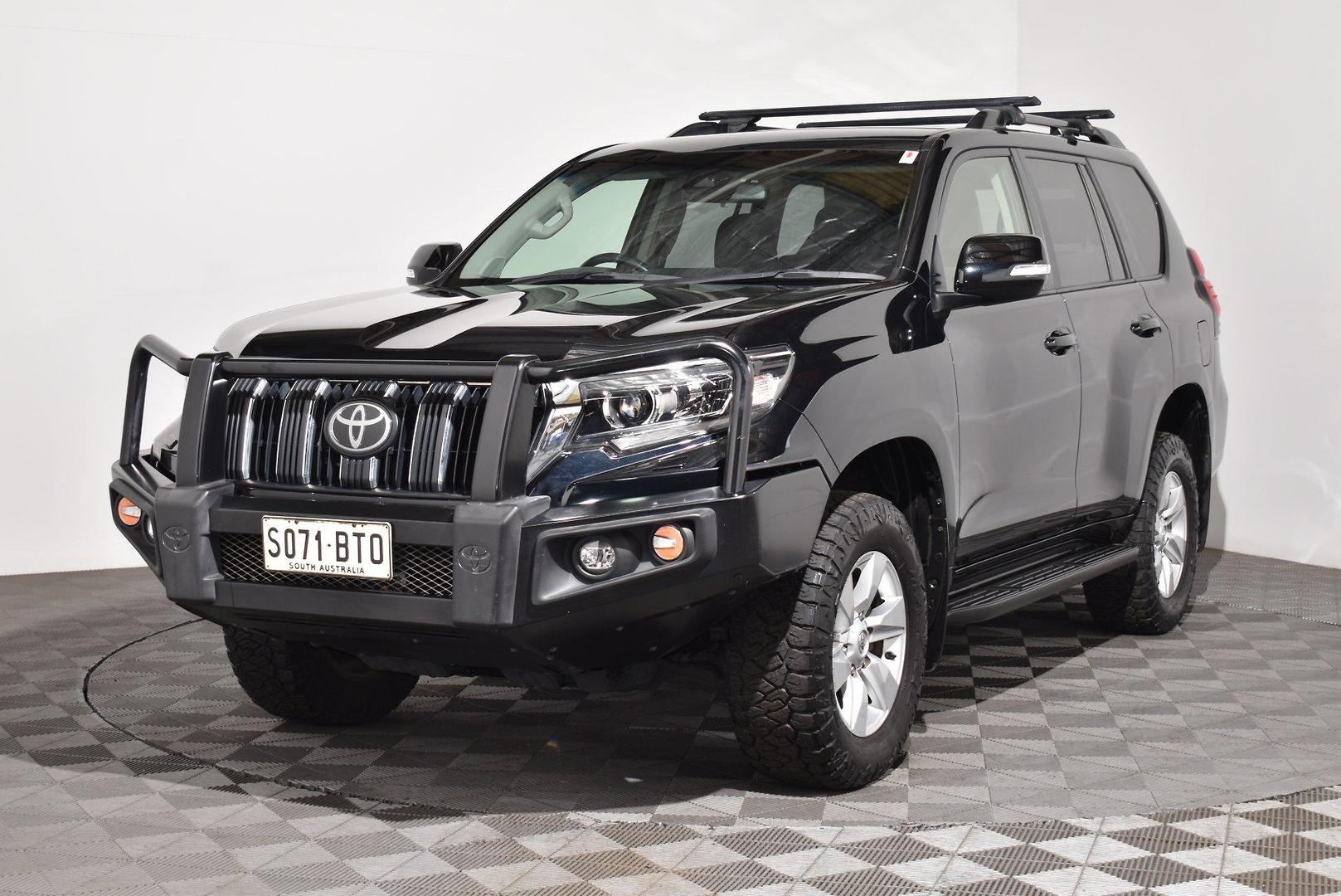2017 Toyota Landcruiser Prado GXL — photo 13