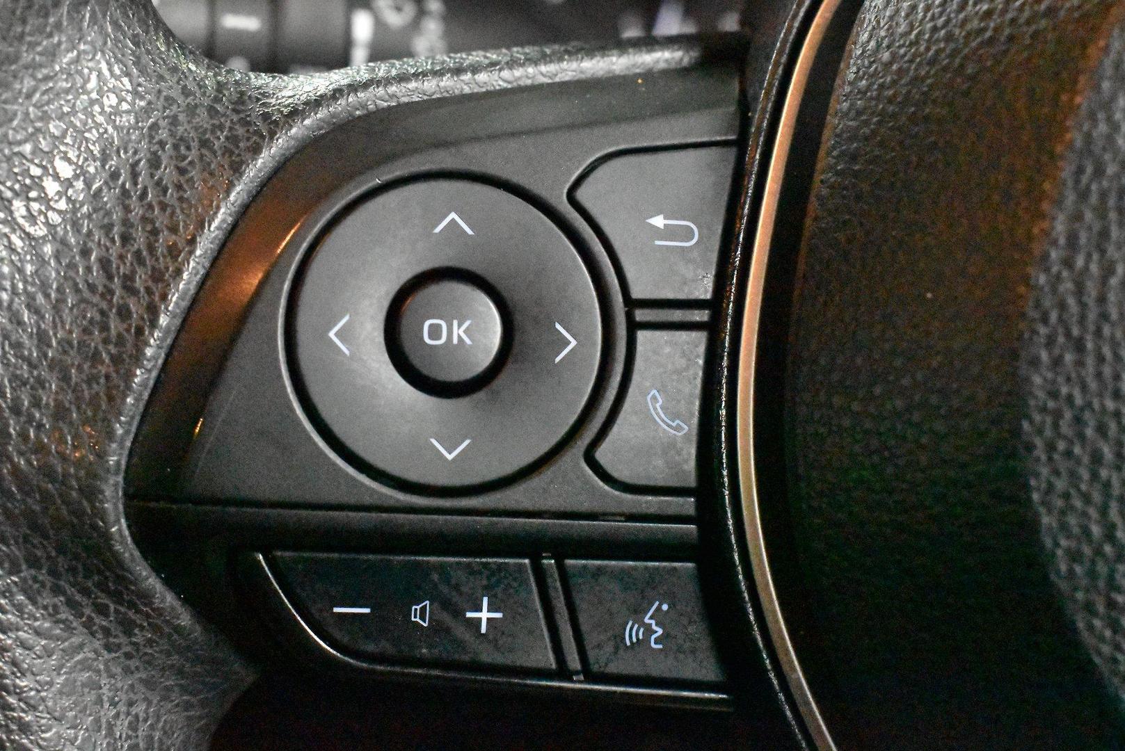 2022 Toyota Corolla Ascent Sport Hybrid — photo 21