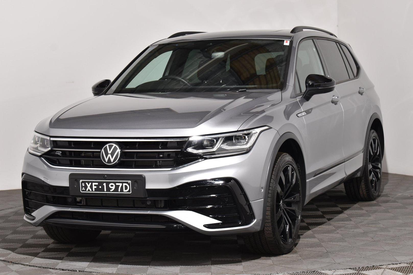 2024 Volkswagen Tiguan Wolfsburg Edition Allspace — photo 13