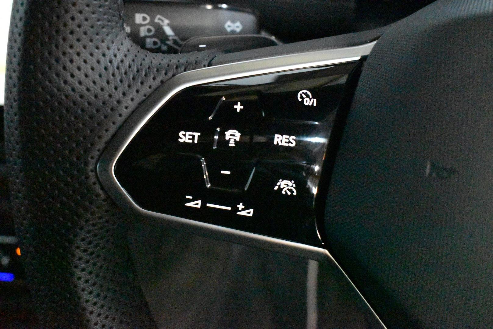 2024 Volkswagen Tiguan Wolfsburg Edition Allspace — photo 21