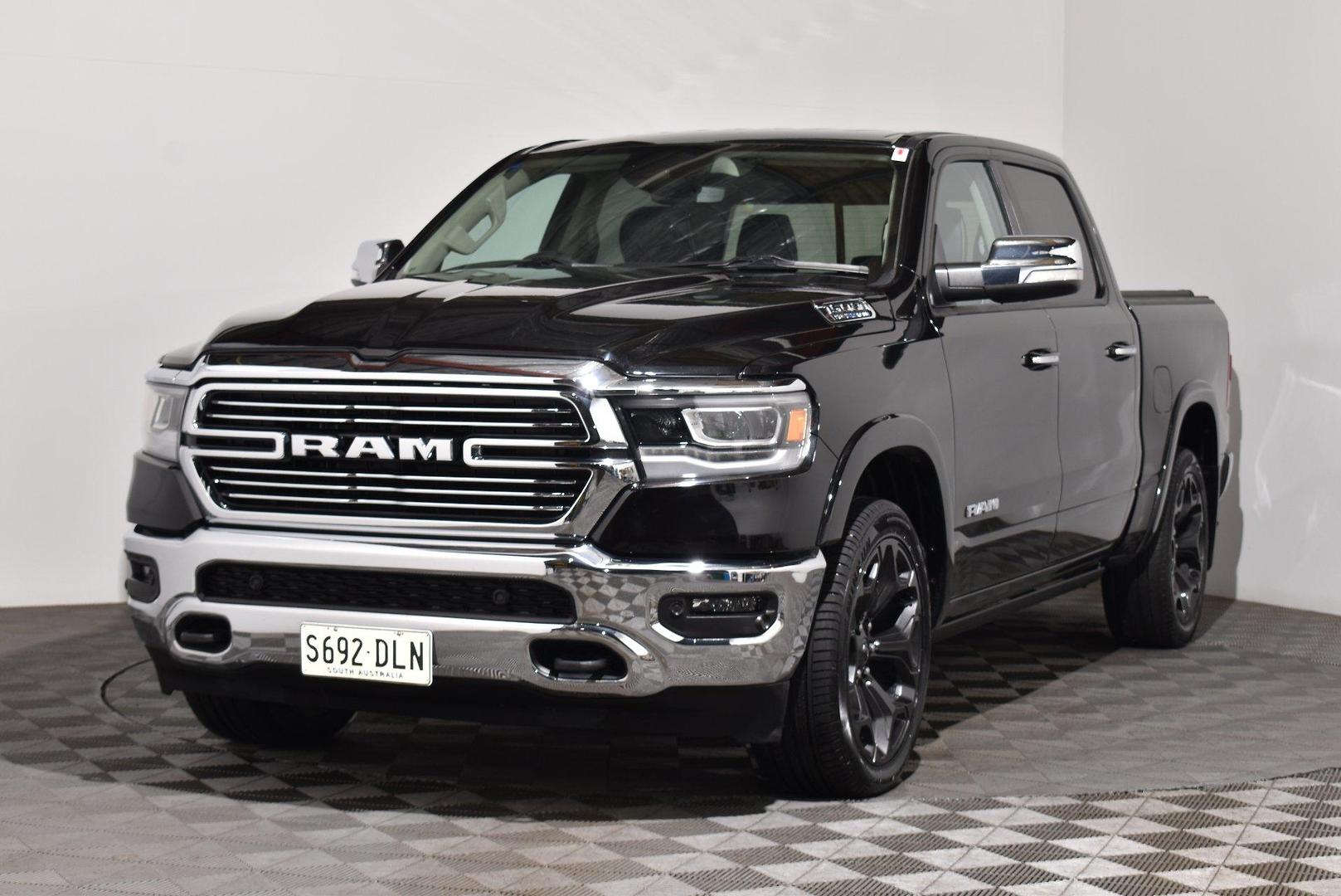 2022 RAM 1500 Laramie — photo 13