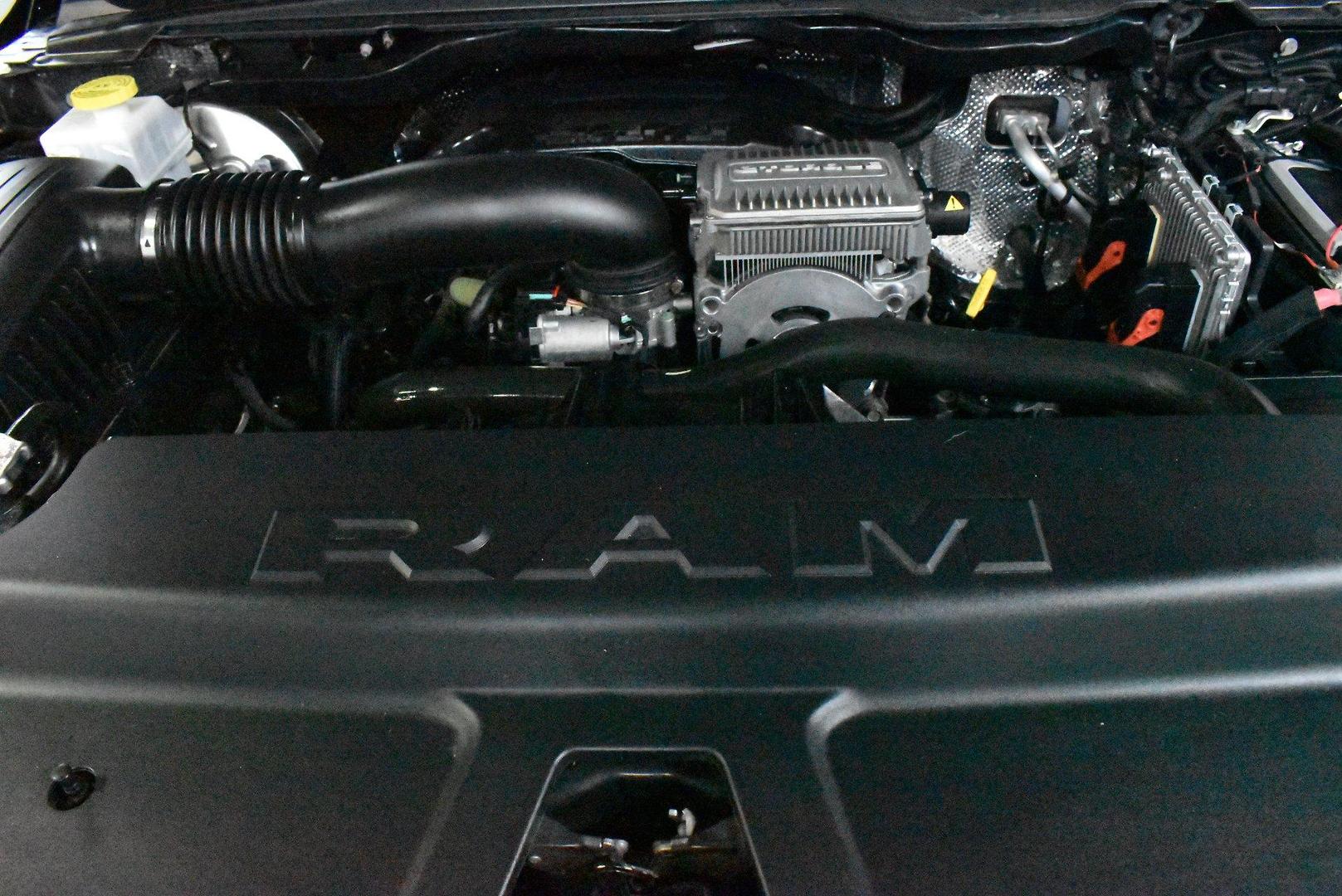 2022 RAM 1500 Laramie — photo 17