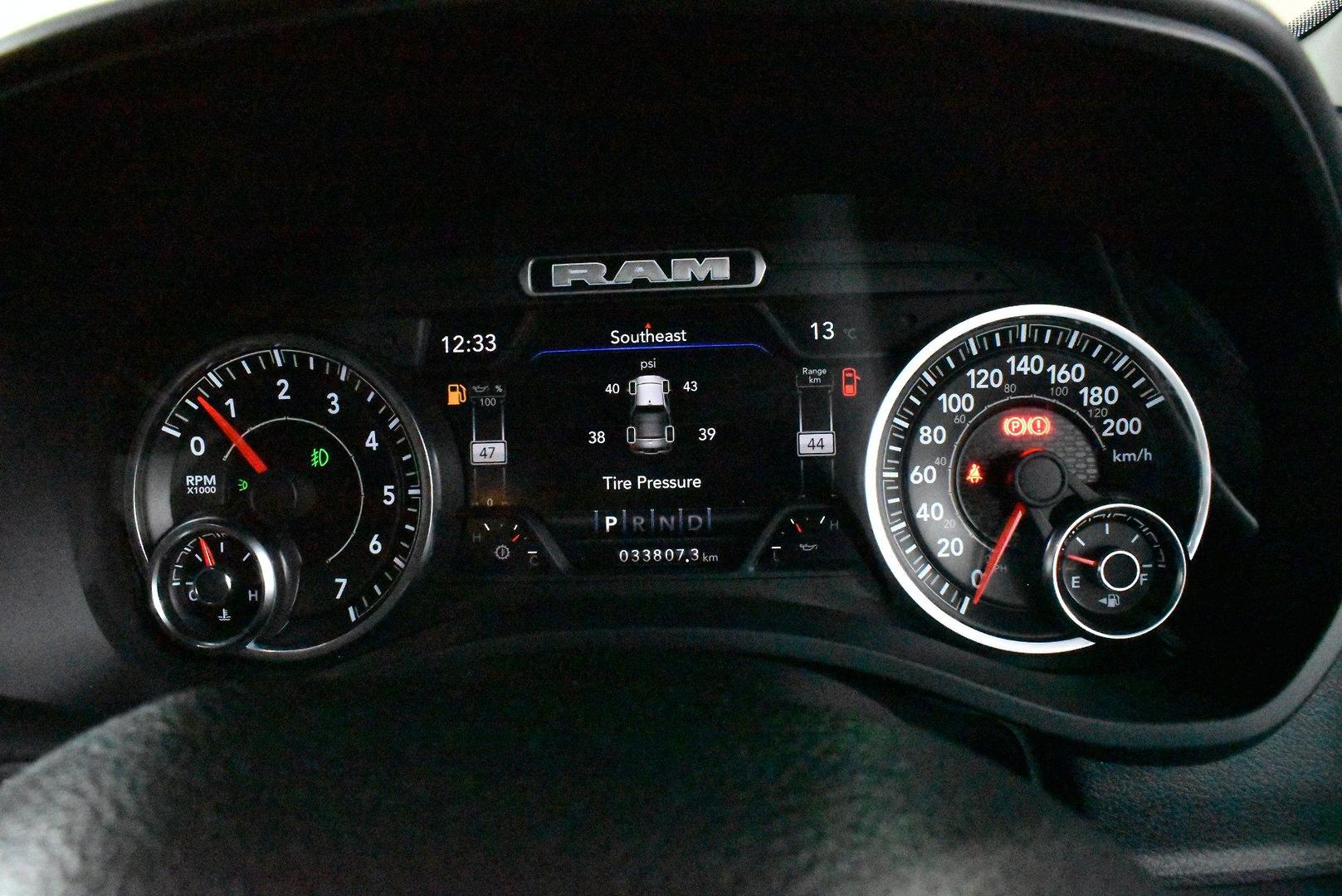 2022 RAM 1500 Laramie — photo 26