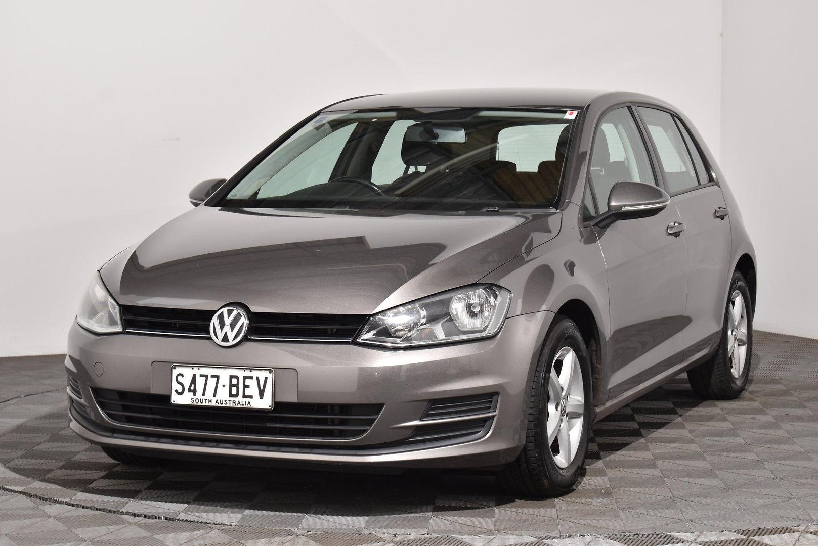 2015 Volkswagen Golf 90TSI — photo 13