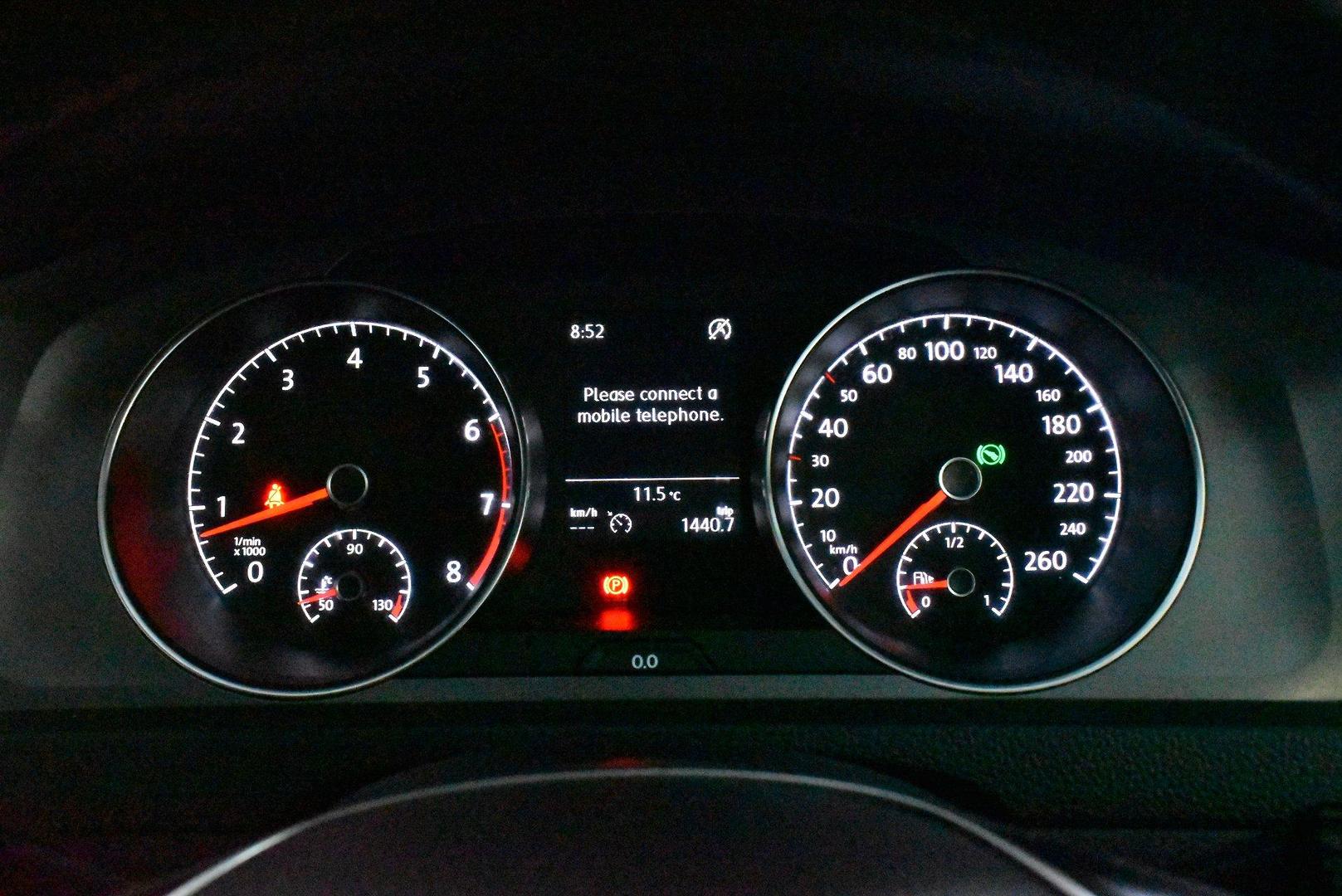 2015 Volkswagen Golf 90TSI — photo 23