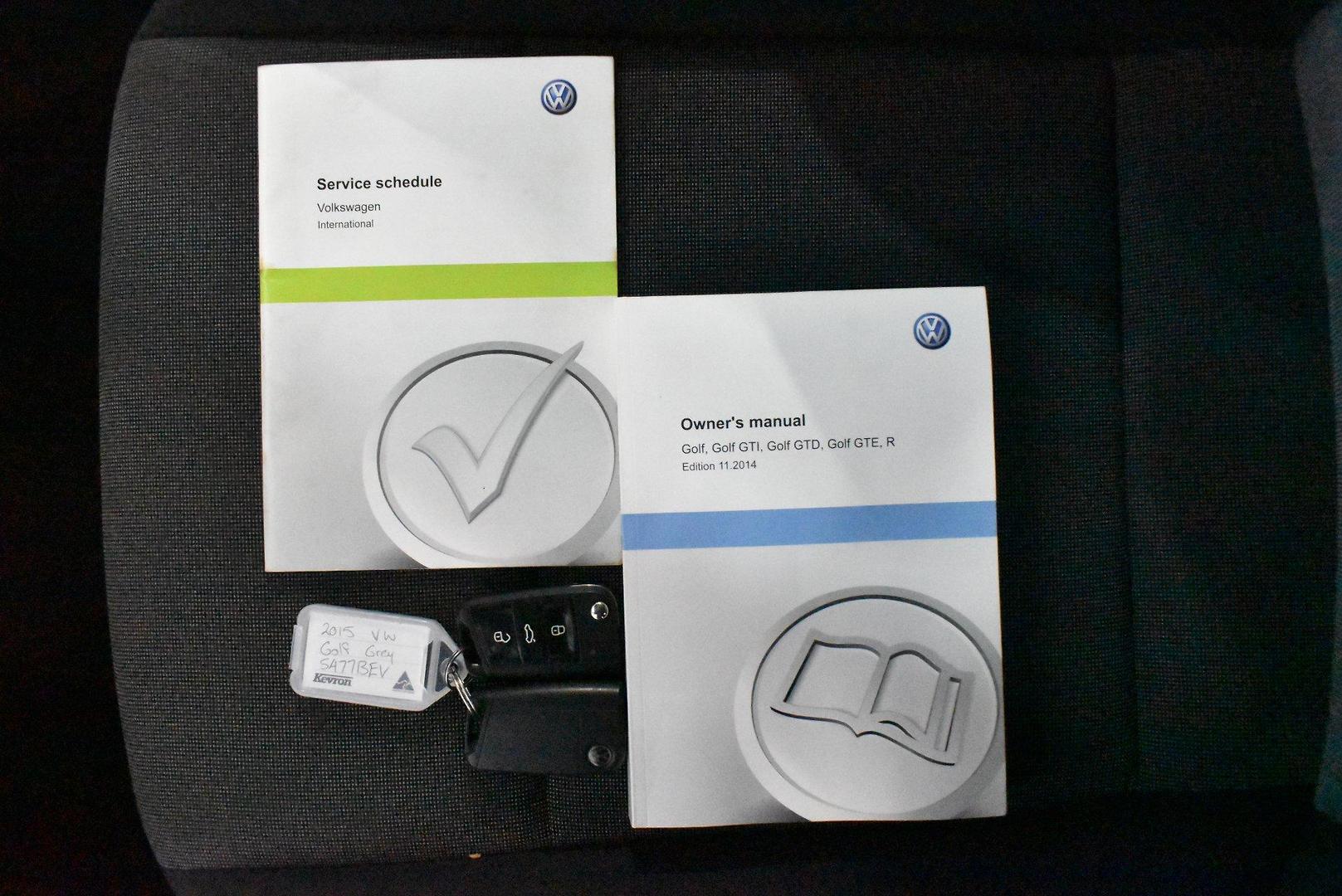 2015 Volkswagen Golf 90TSI — photo 24