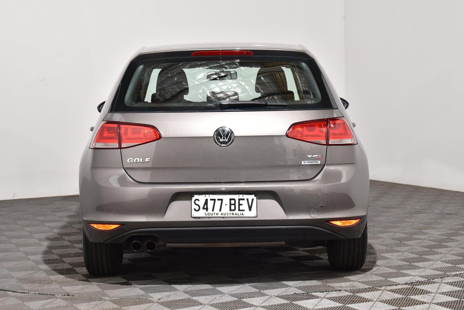 2015 Volkswagen Golf 90TSI — photo 4
