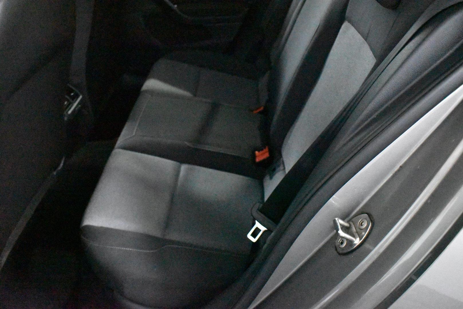 2015 Volkswagen Golf 90TSI — photo 8