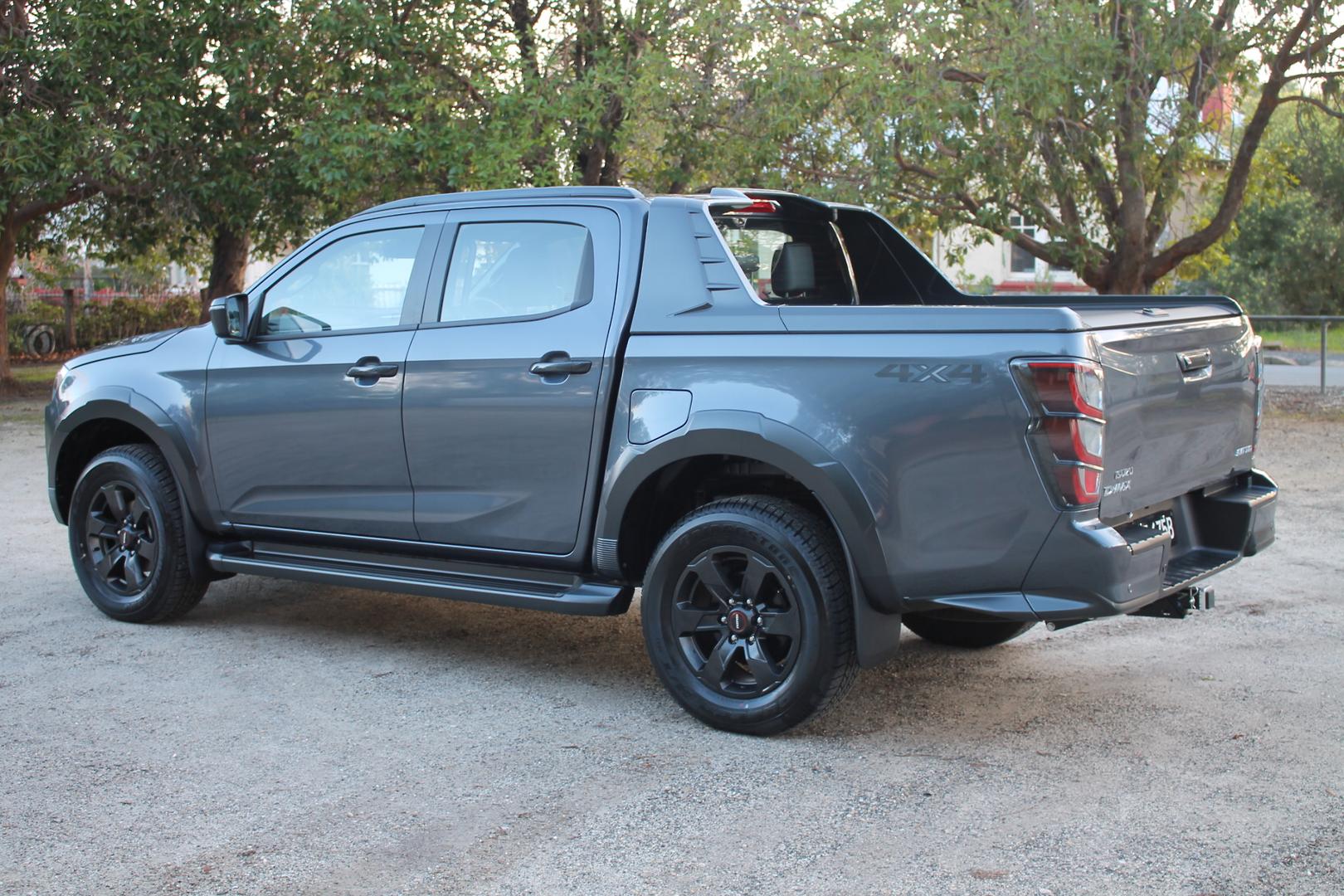 2025 Isuzu D-MAX XTERRAIN — photo 6