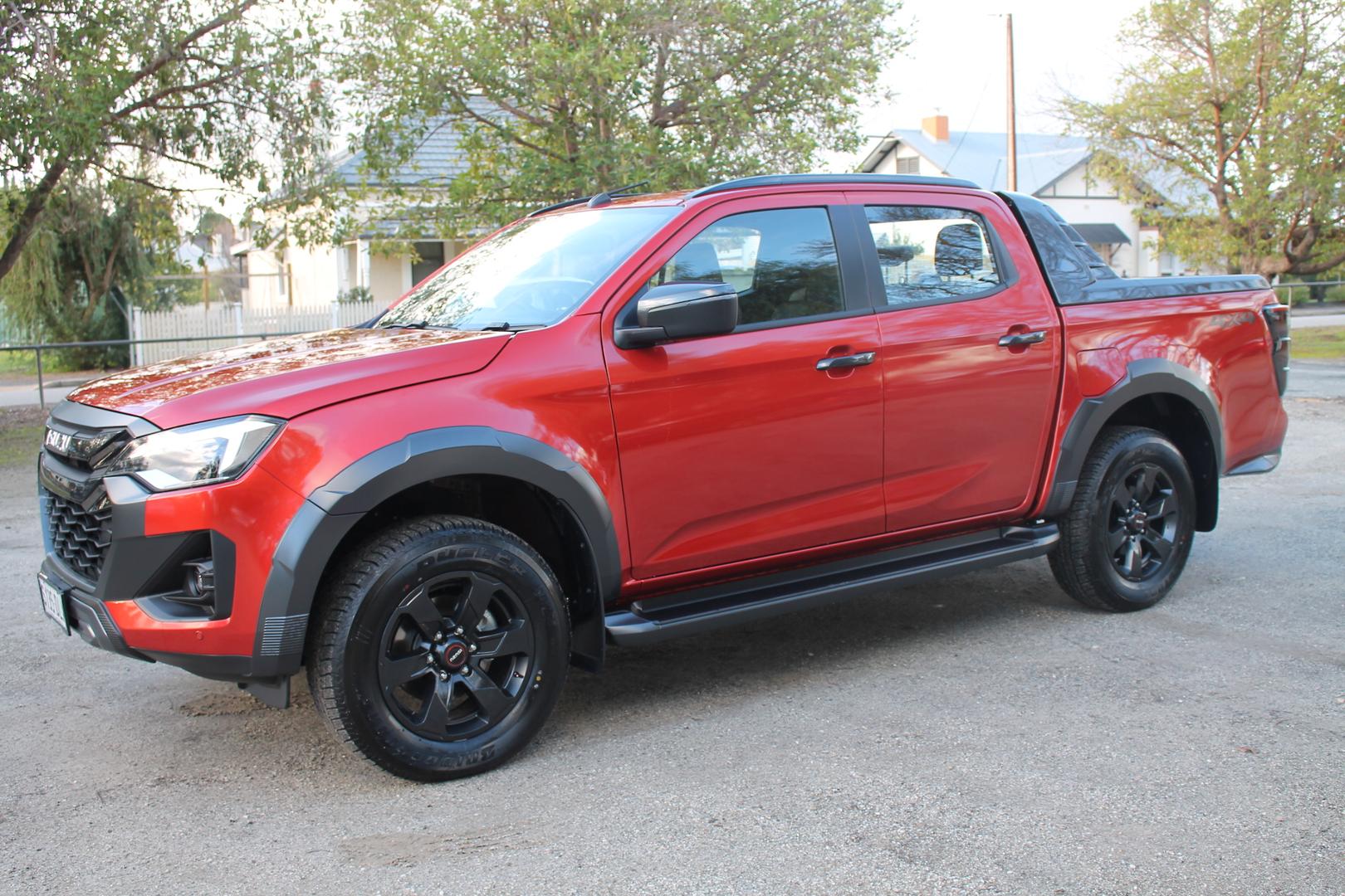 2025 Isuzu D-MAX XTERRAIN — photo 21