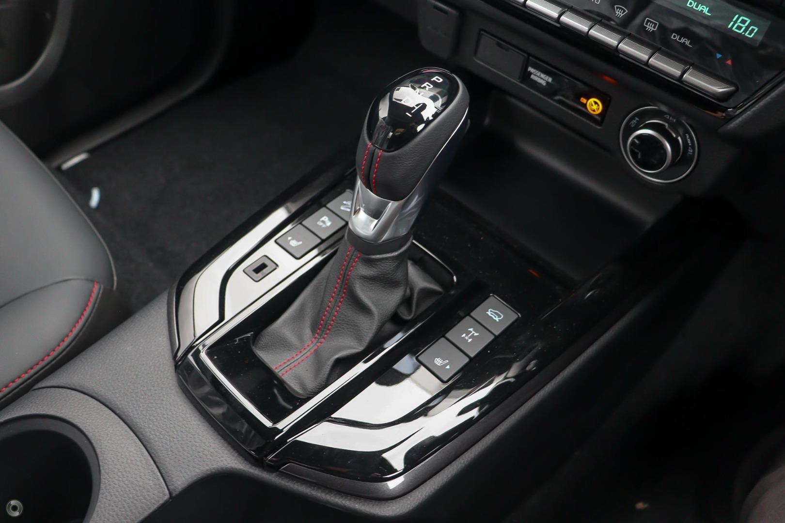 2025 Isuzu D-MAX XTERRAIN — photo 13