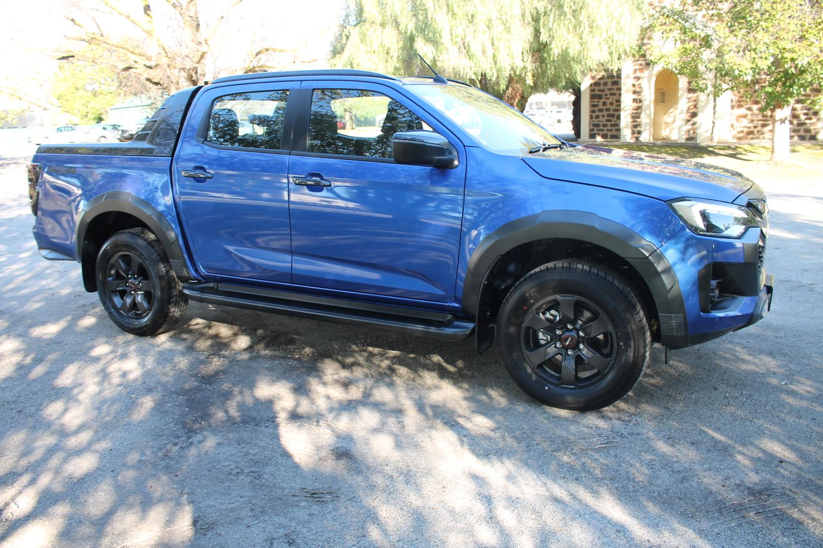 2025 Isuzu D-MAX XTERRAIN — photo 20