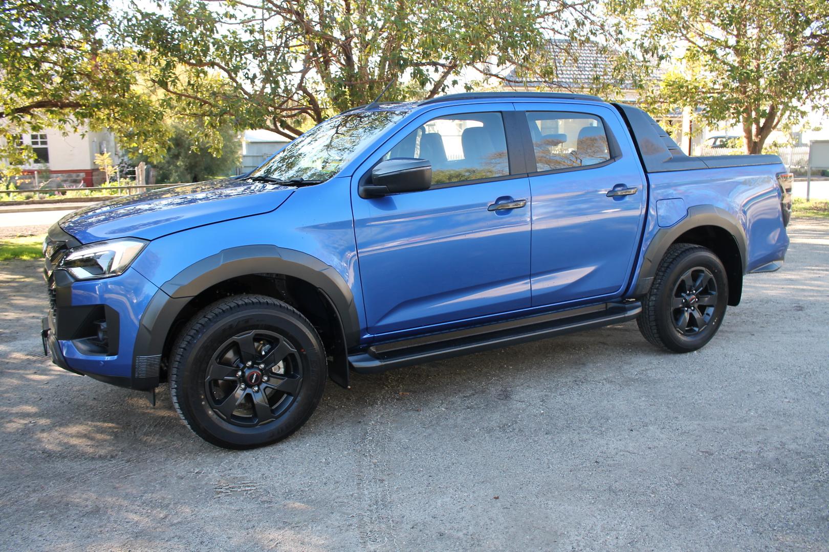 2025 Isuzu D-MAX XTERRAIN — photo 22