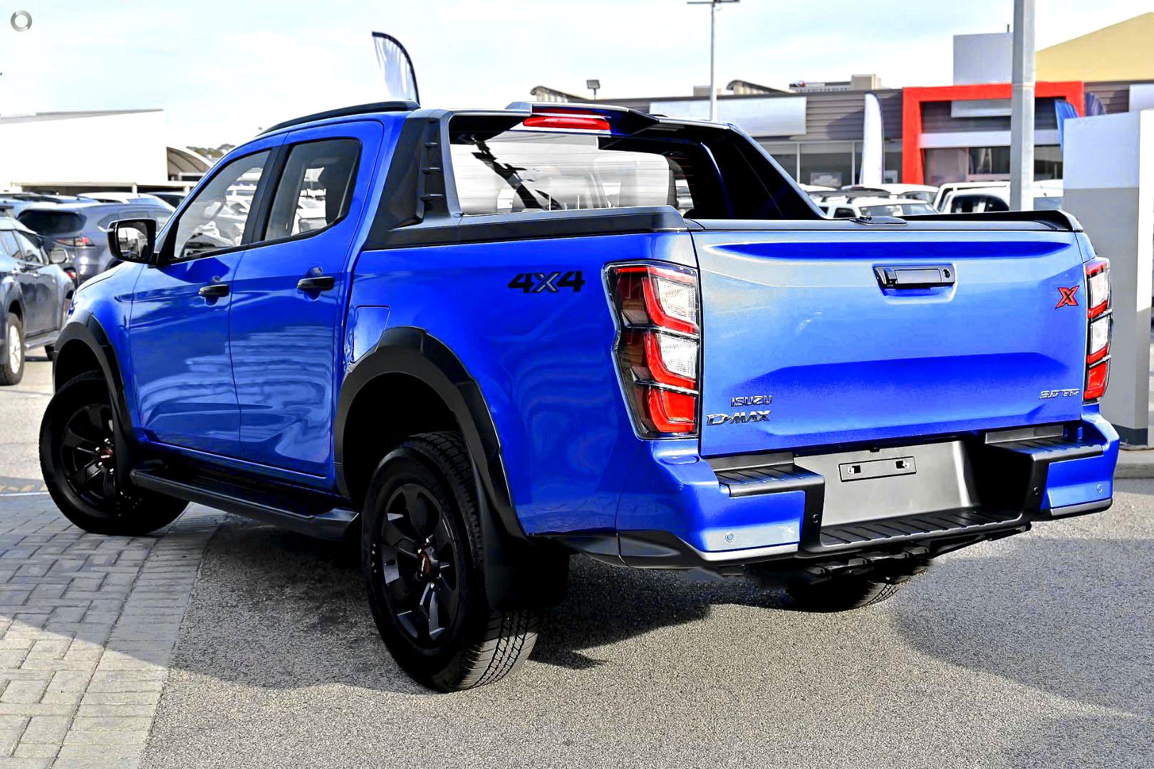 2025 Isuzu D-MAX XTERRAIN — photo 3