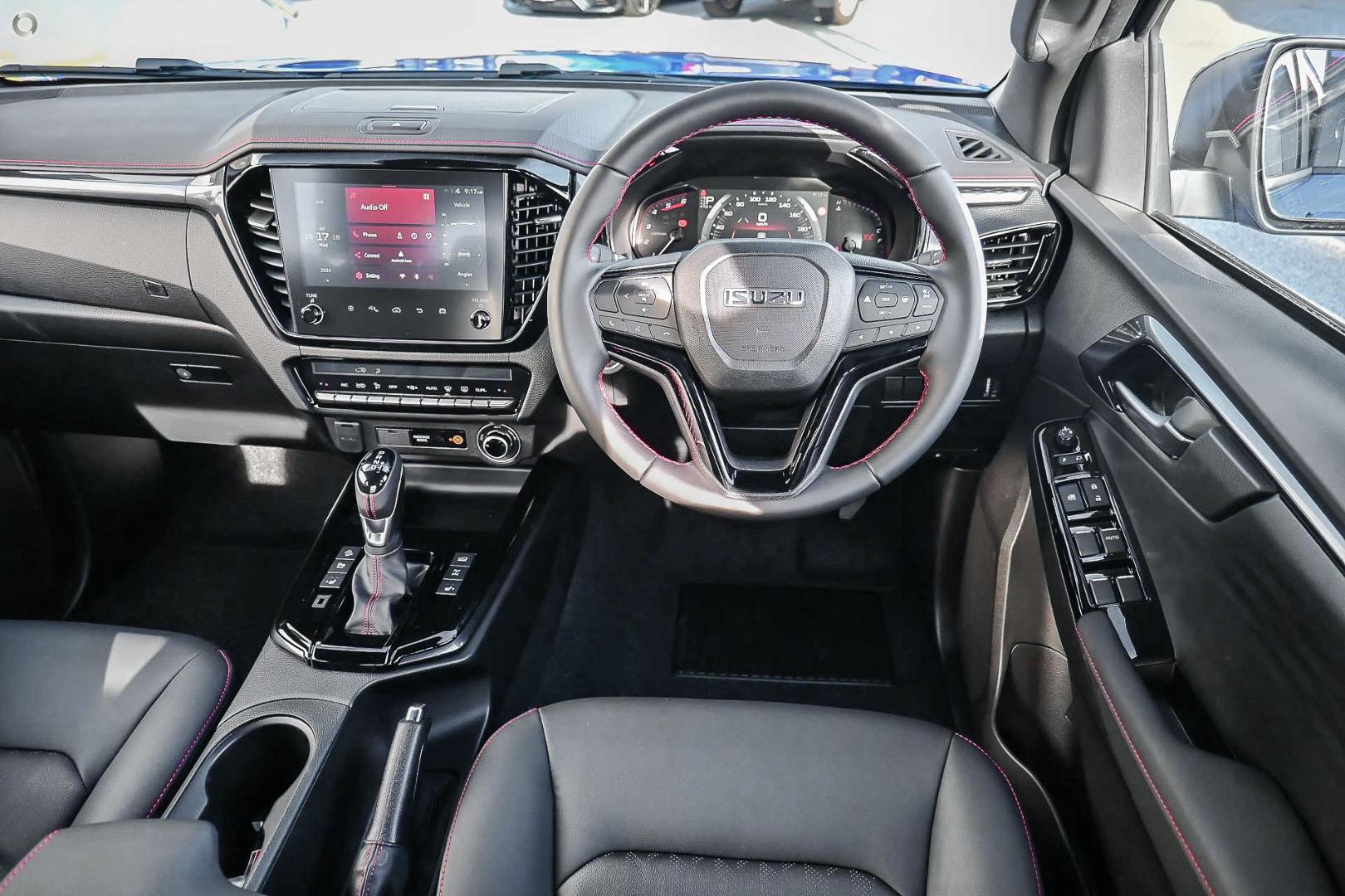 2025 Isuzu D-MAX XTERRAIN — photo 7
