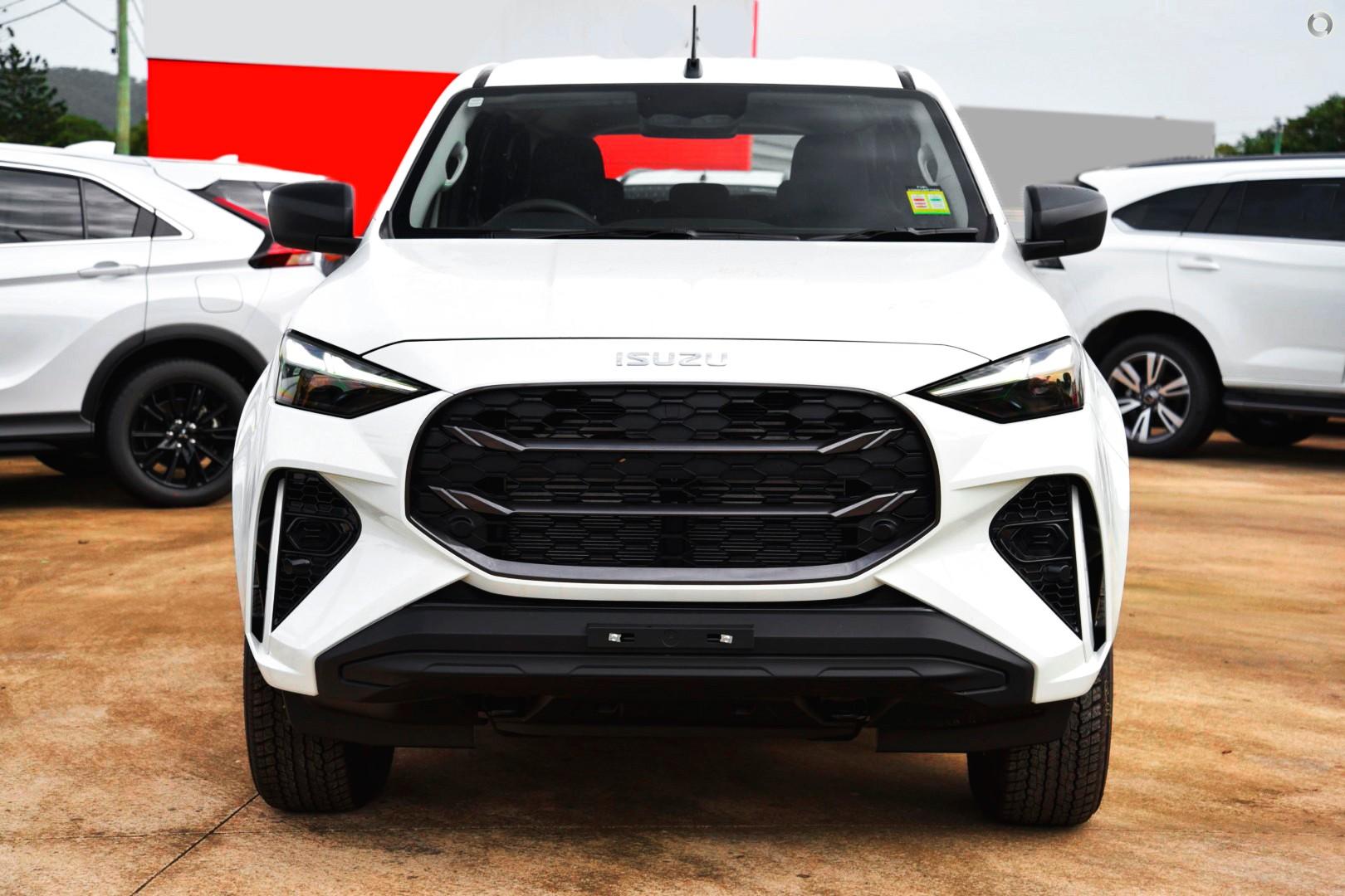 2025 Isuzu MU-X LSM — photo 2