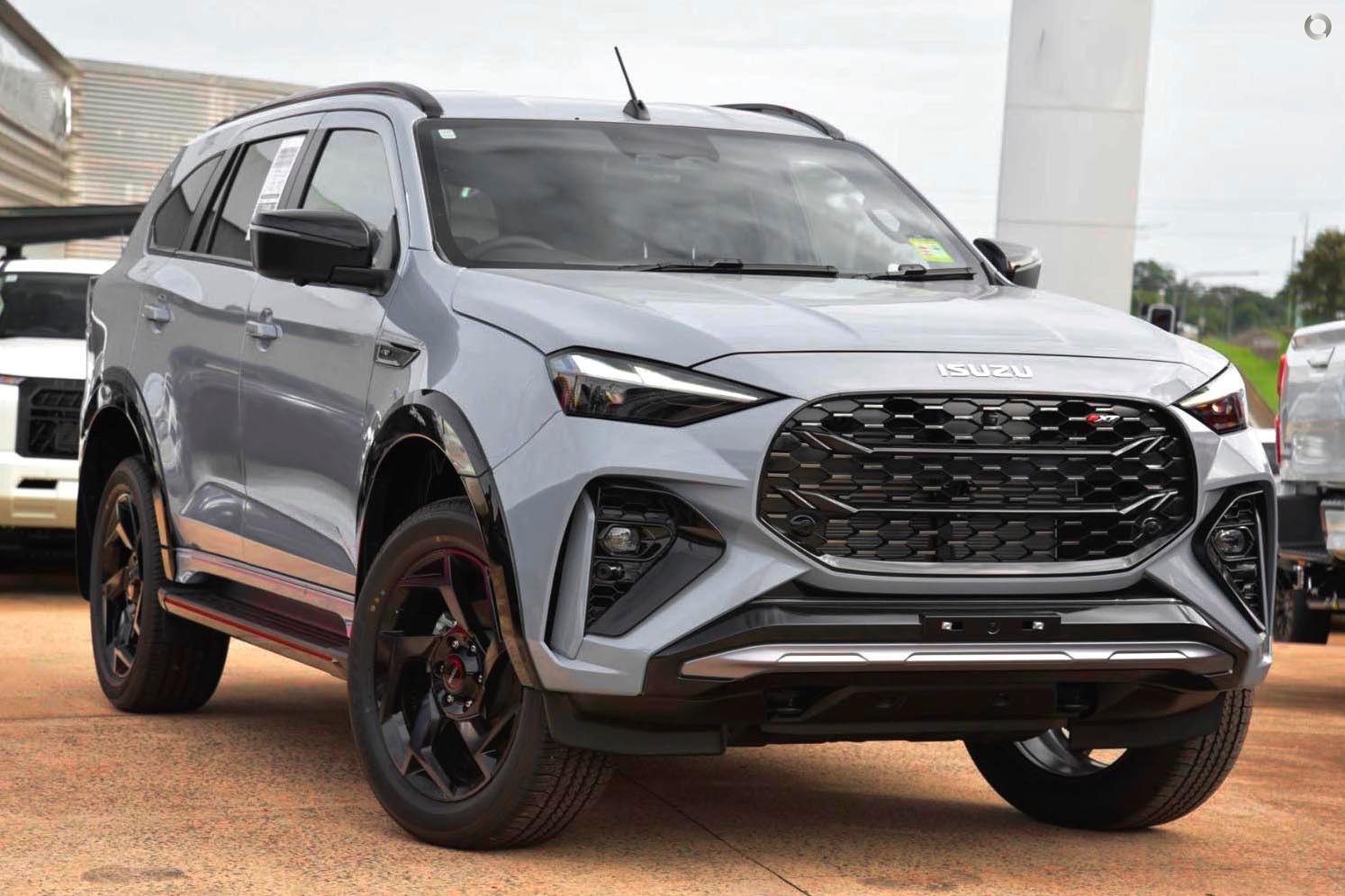 2025 Isuzu MU-X XTERRAIN — photo 1
