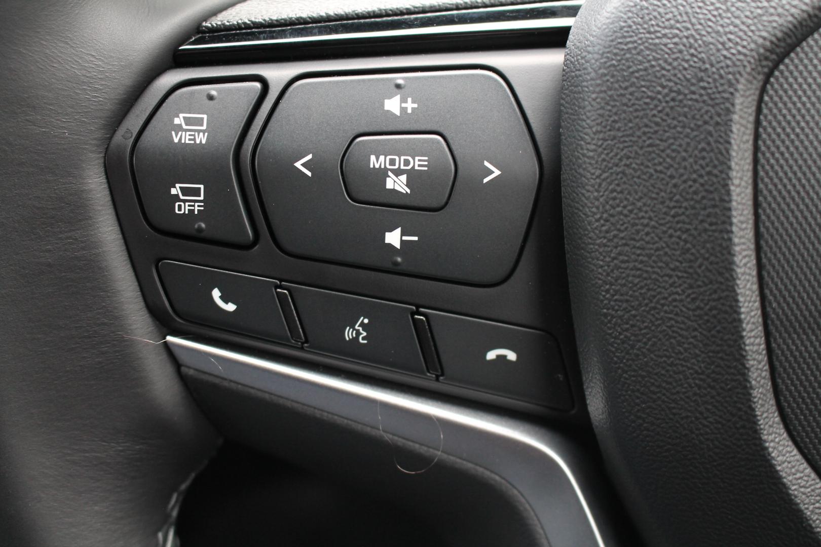 2025 Isuzu MU-X XTERRAIN — photo 21