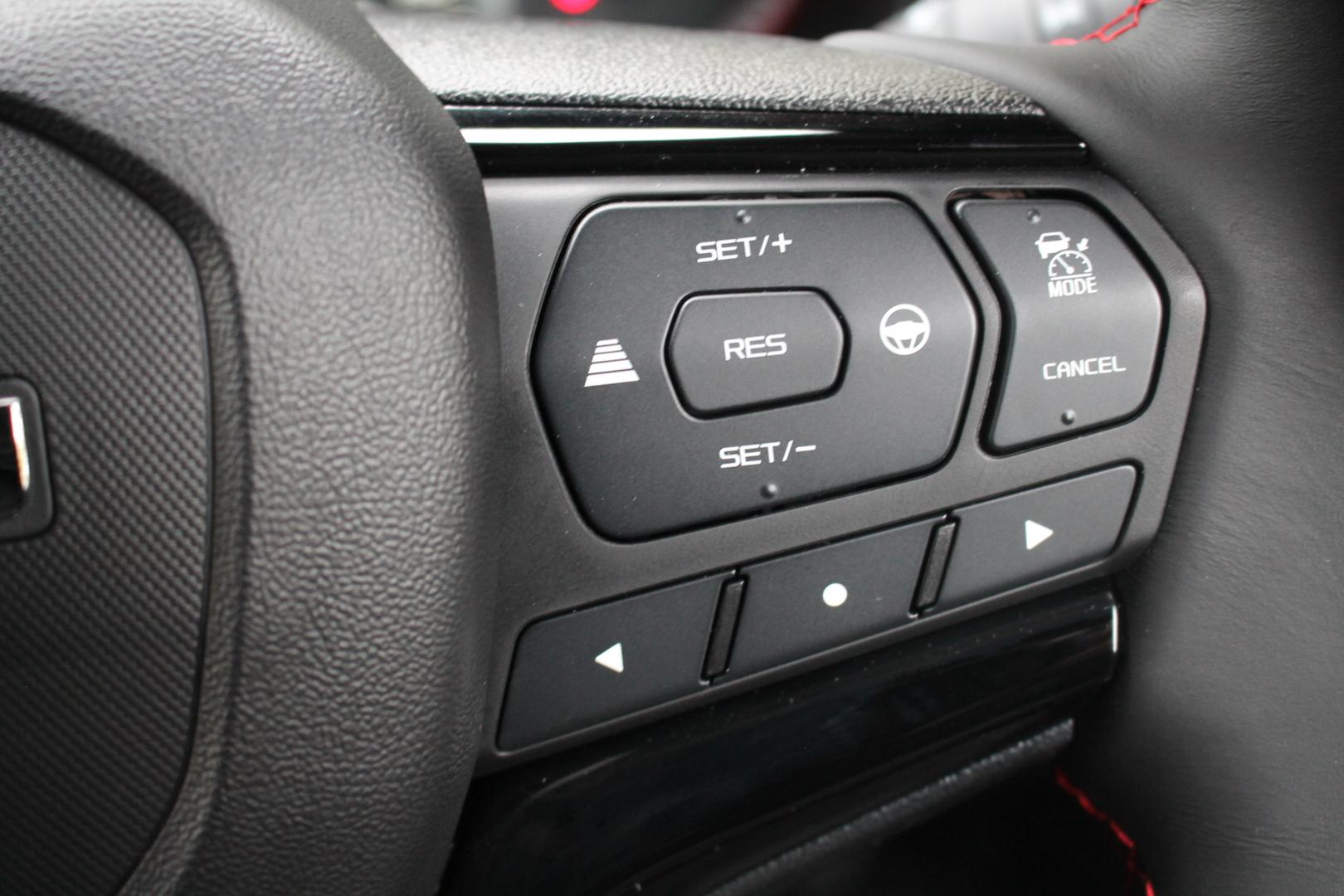 2025 Isuzu D-MAX XTERRAIN — photo 9