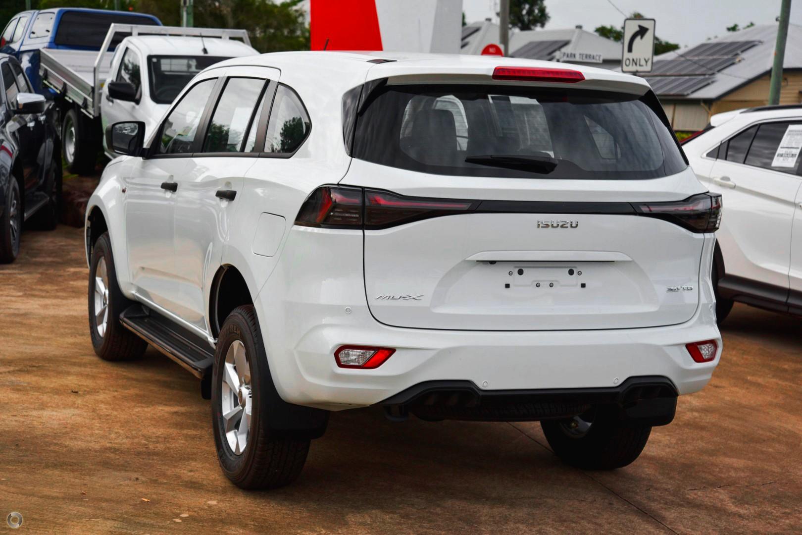 2025 Isuzu MU-X LSM — photo 5