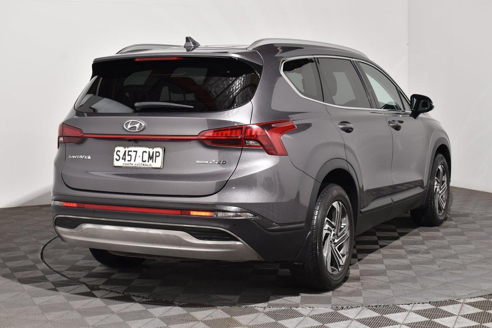2021 Hyundai Santa Fe Active — photo 13