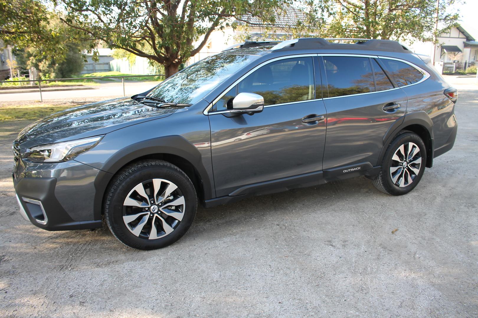 2025 Subaru Outback AWD Touring XT — photo 6