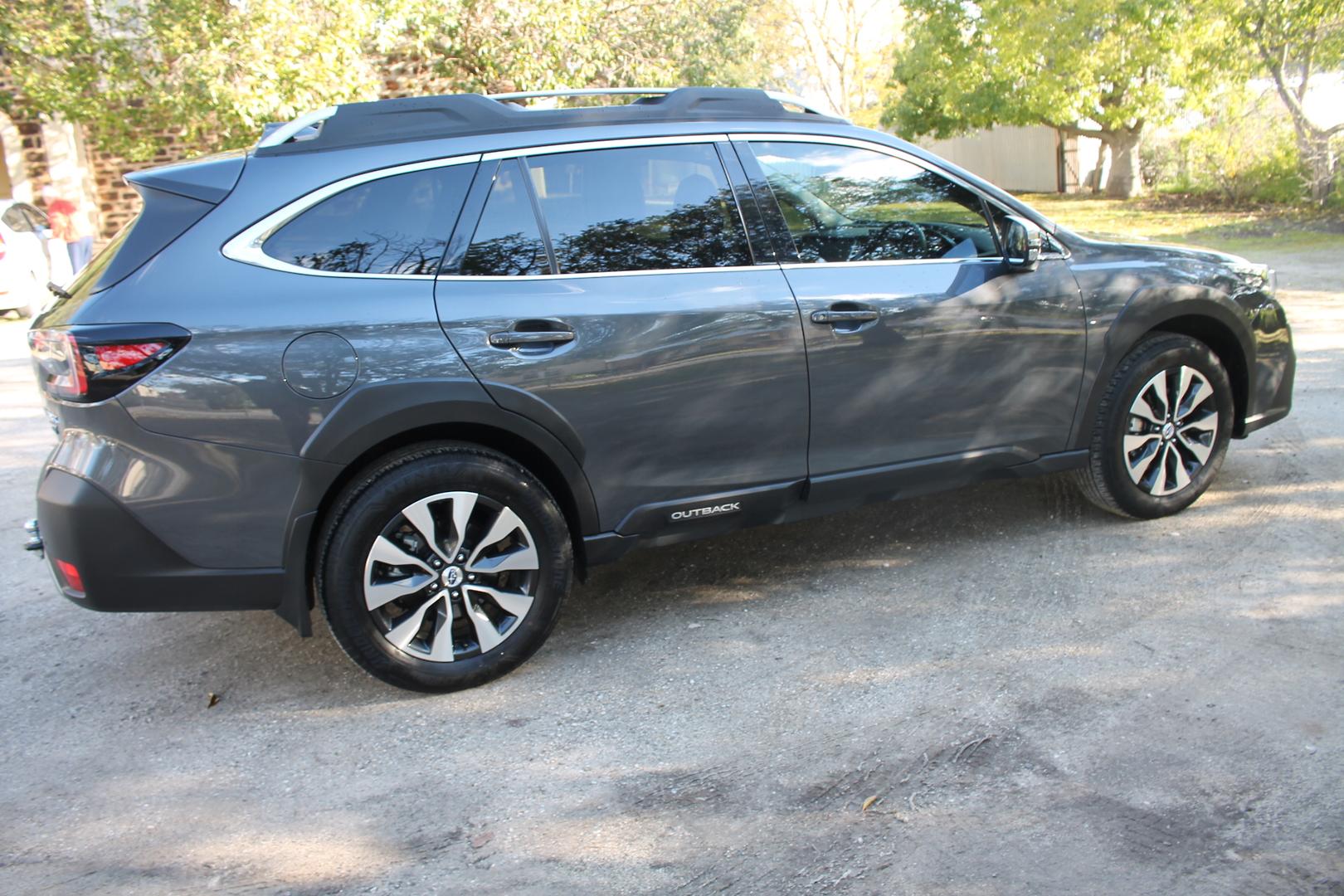 2025 Subaru Outback AWD Touring XT — photo 8