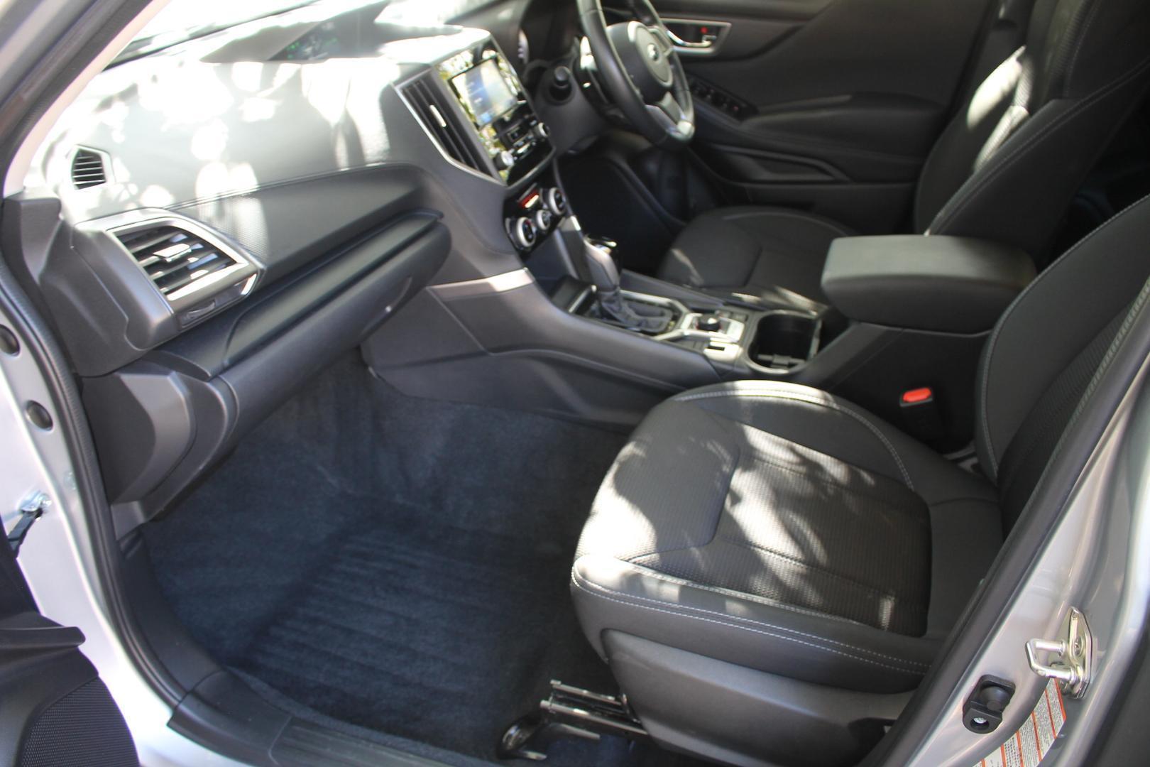 2019 Subaru Forester 25i — photo 16
