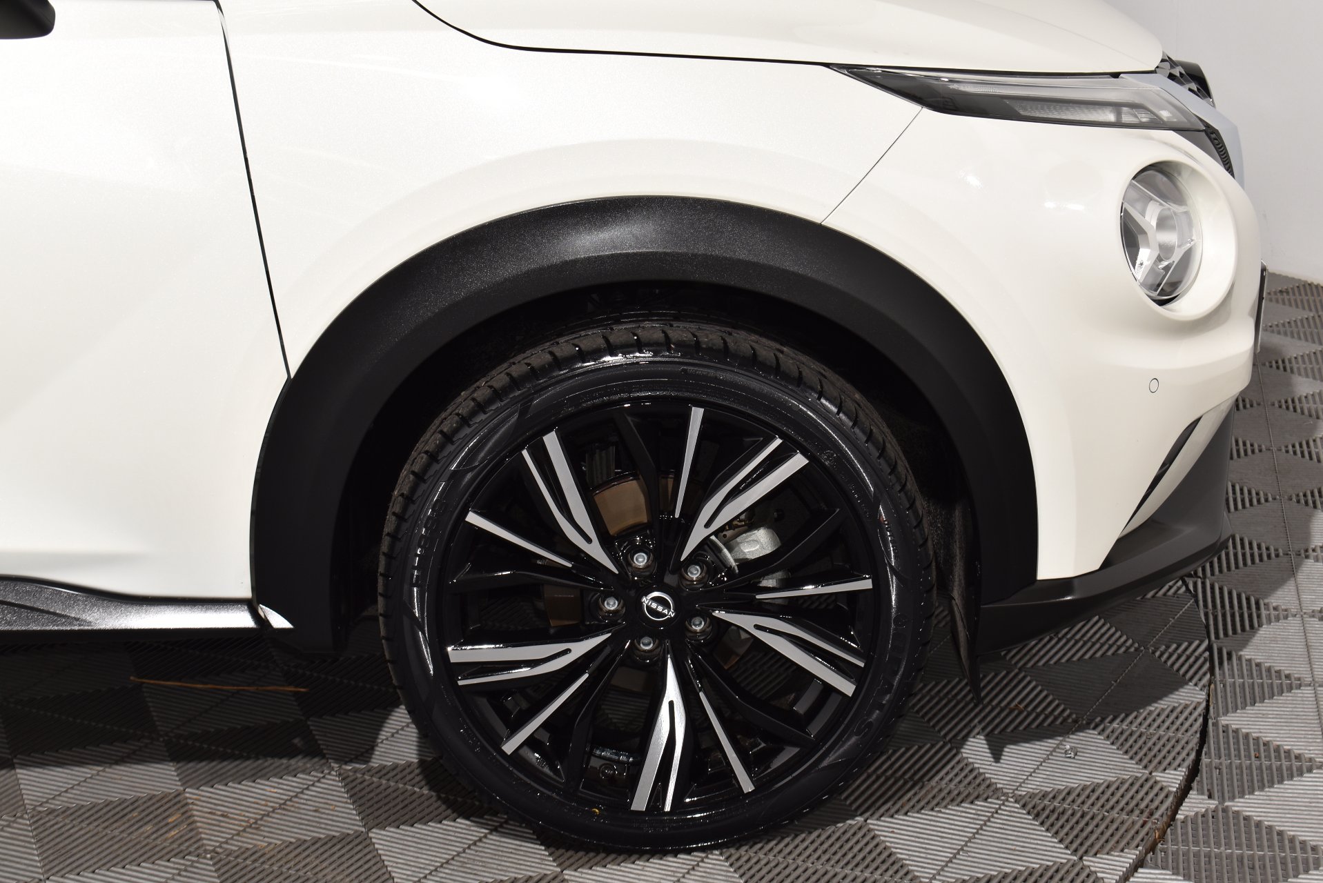 2022 Nissan JUKE Ti — photo 18