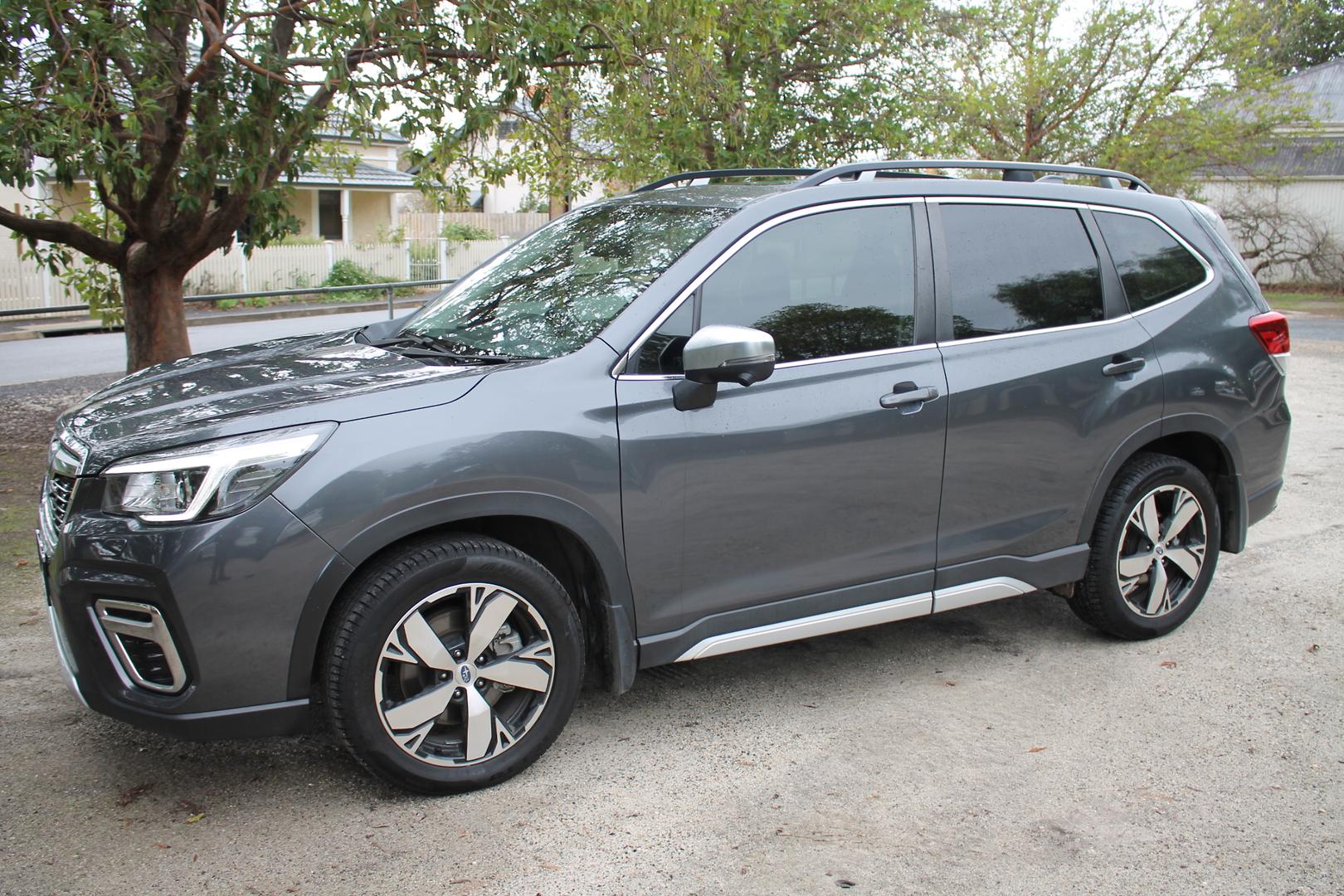 2020 Subaru Forester 25iS — photo 6