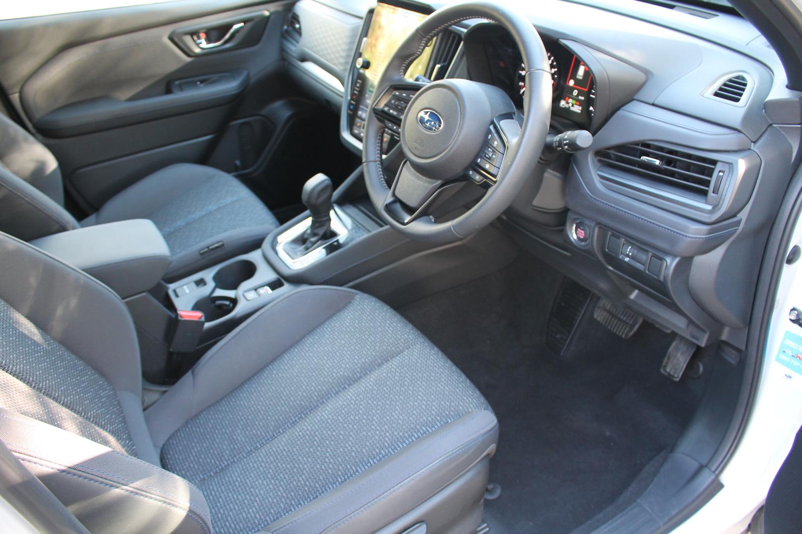 2025 Subaru Forester — photo 15
