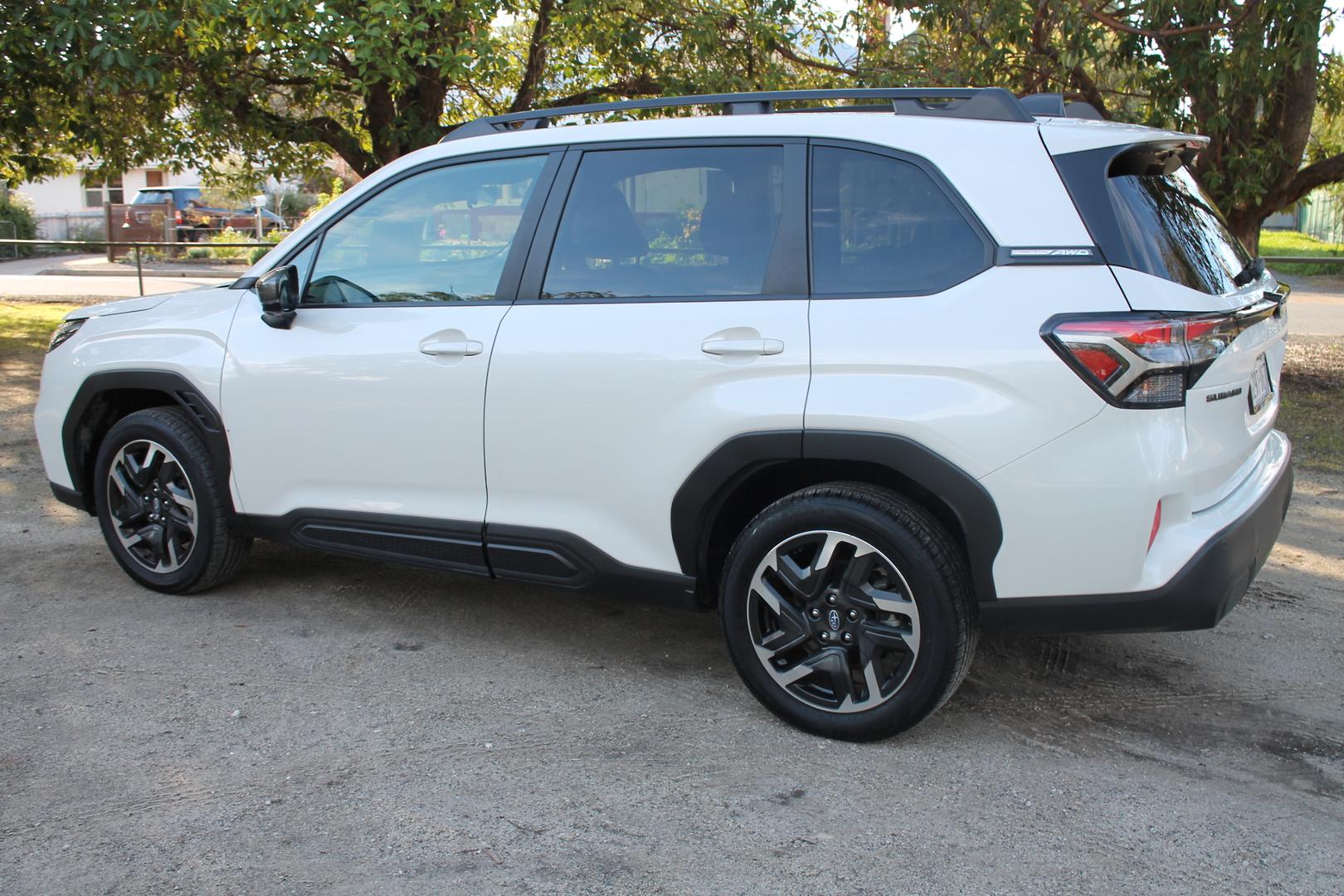 2025 Subaru Forester — photo 7