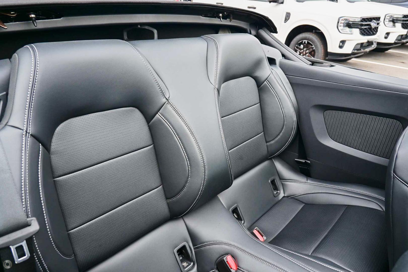 2025 Ford Mustang GT — photo 11