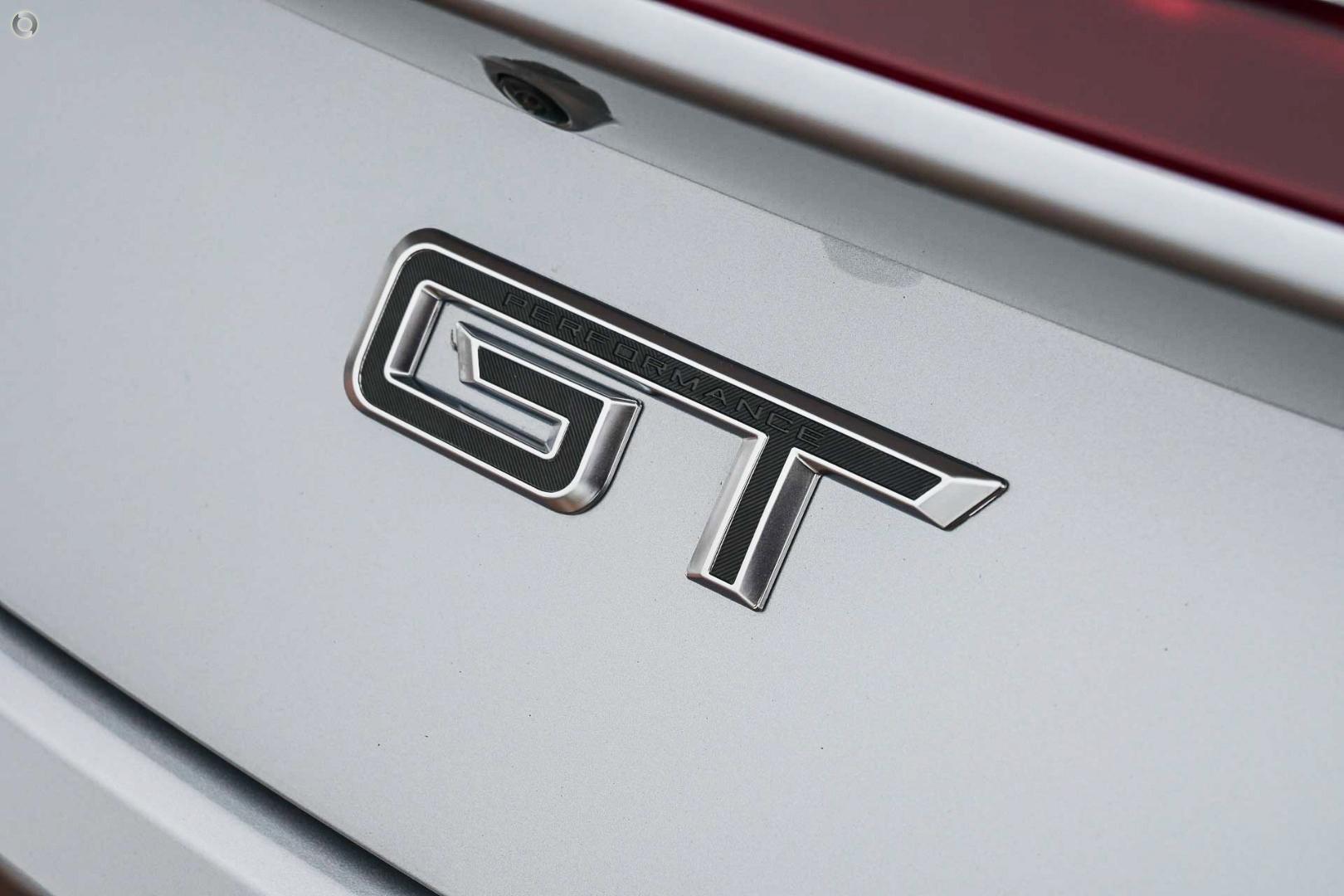 2025 Ford Mustang GT — photo 14