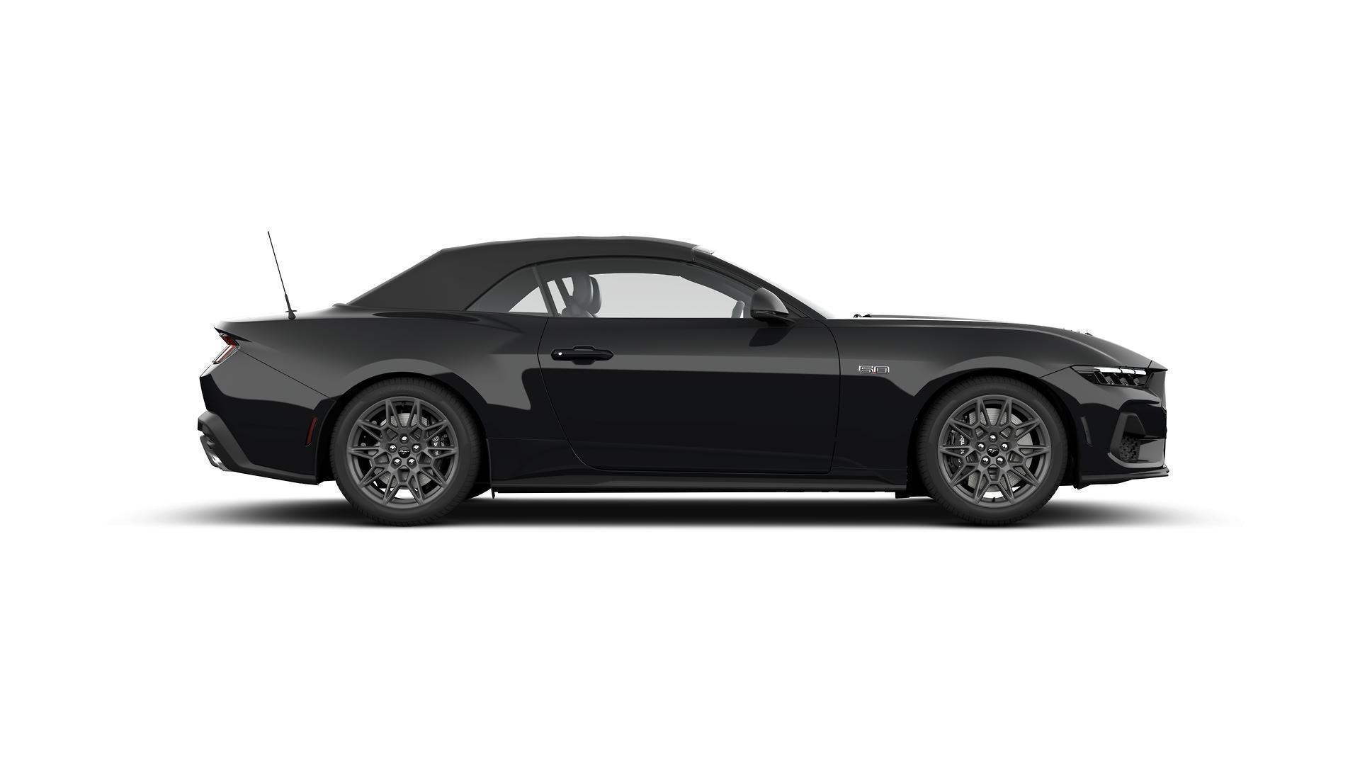 2025 Ford Mustang GT — photo 8