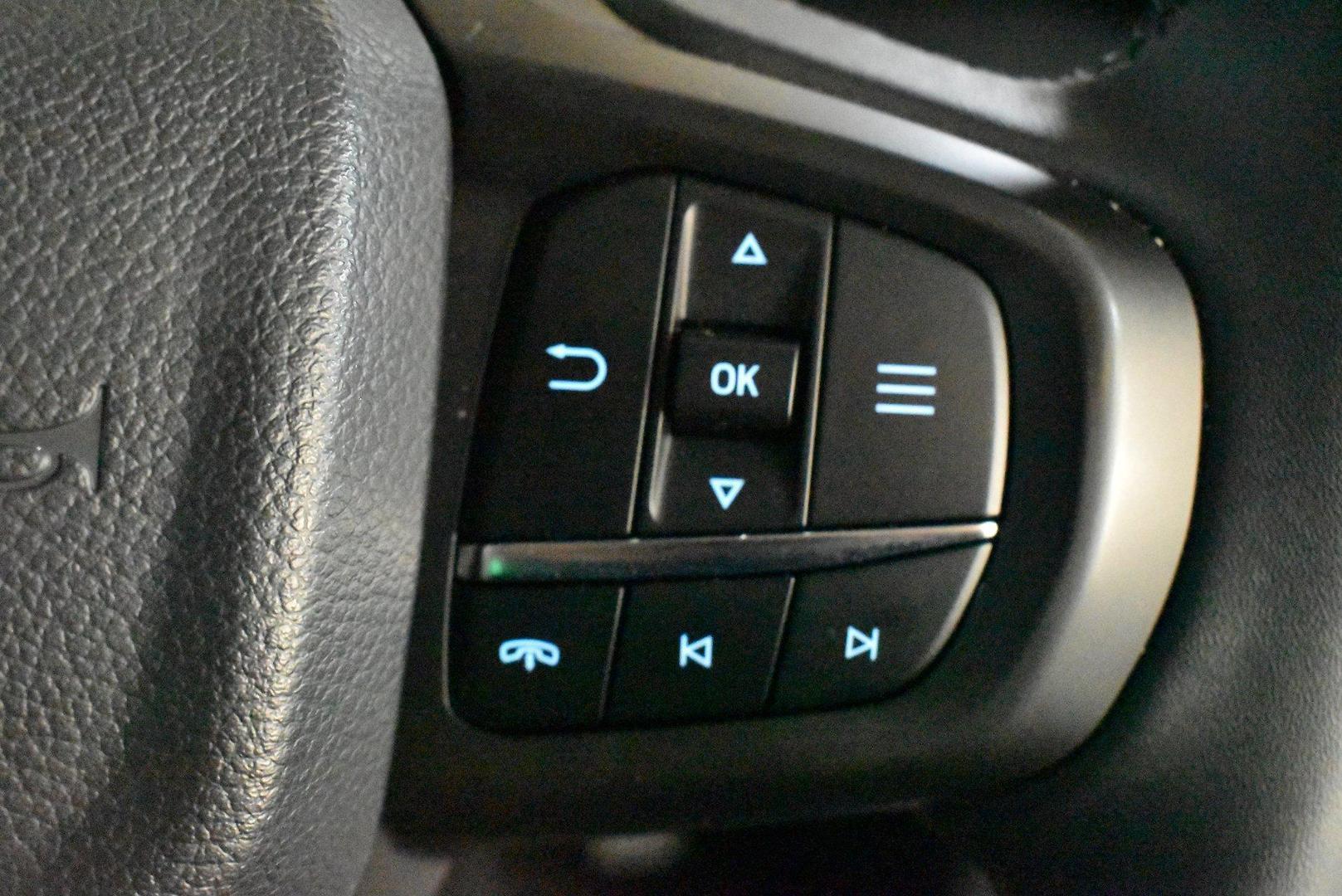 2025 Ford Everest Trend — photo 21