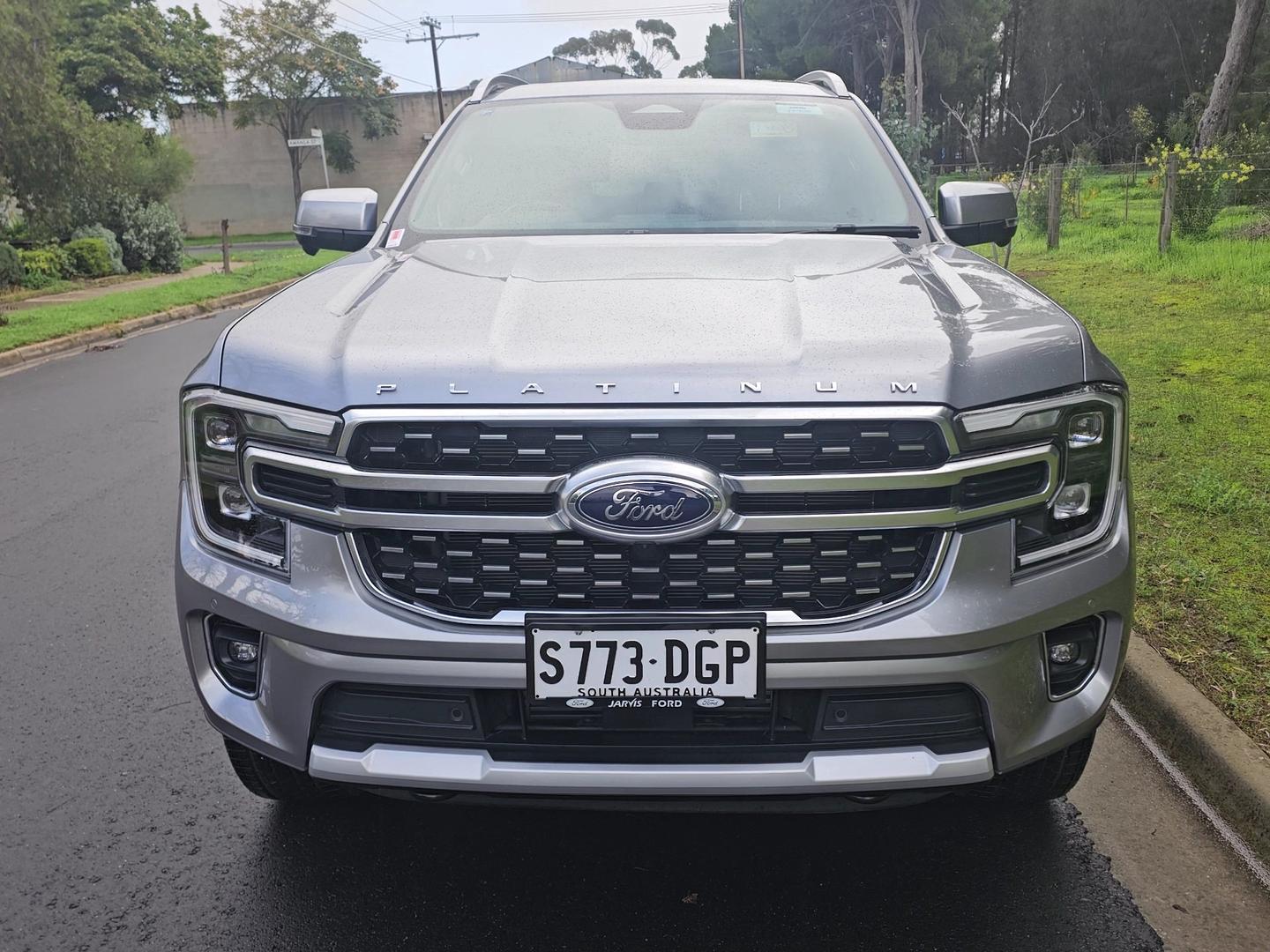 2025 Ford Everest Platinum — photo 2