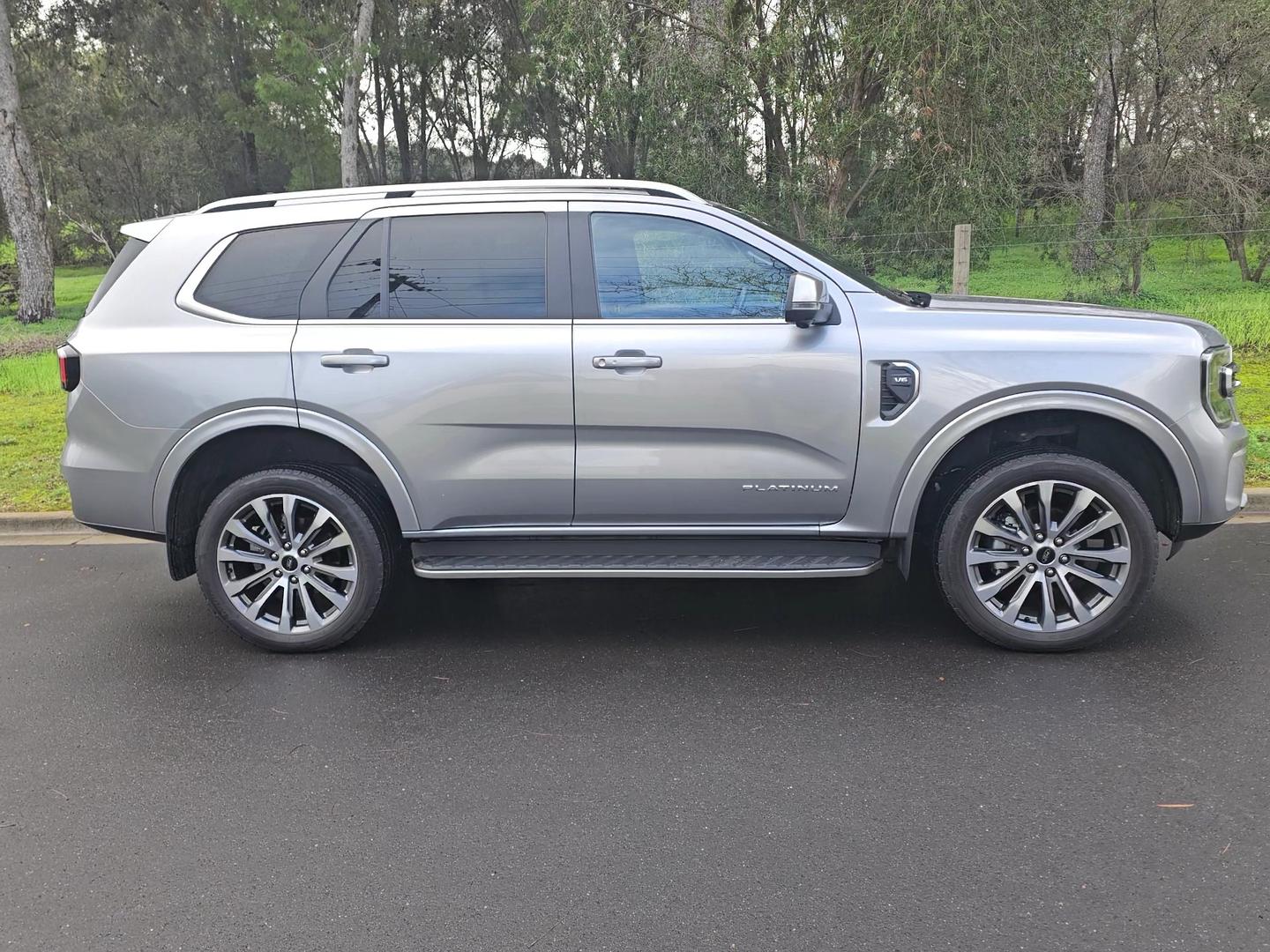 2025 Ford Everest Platinum — photo 5
