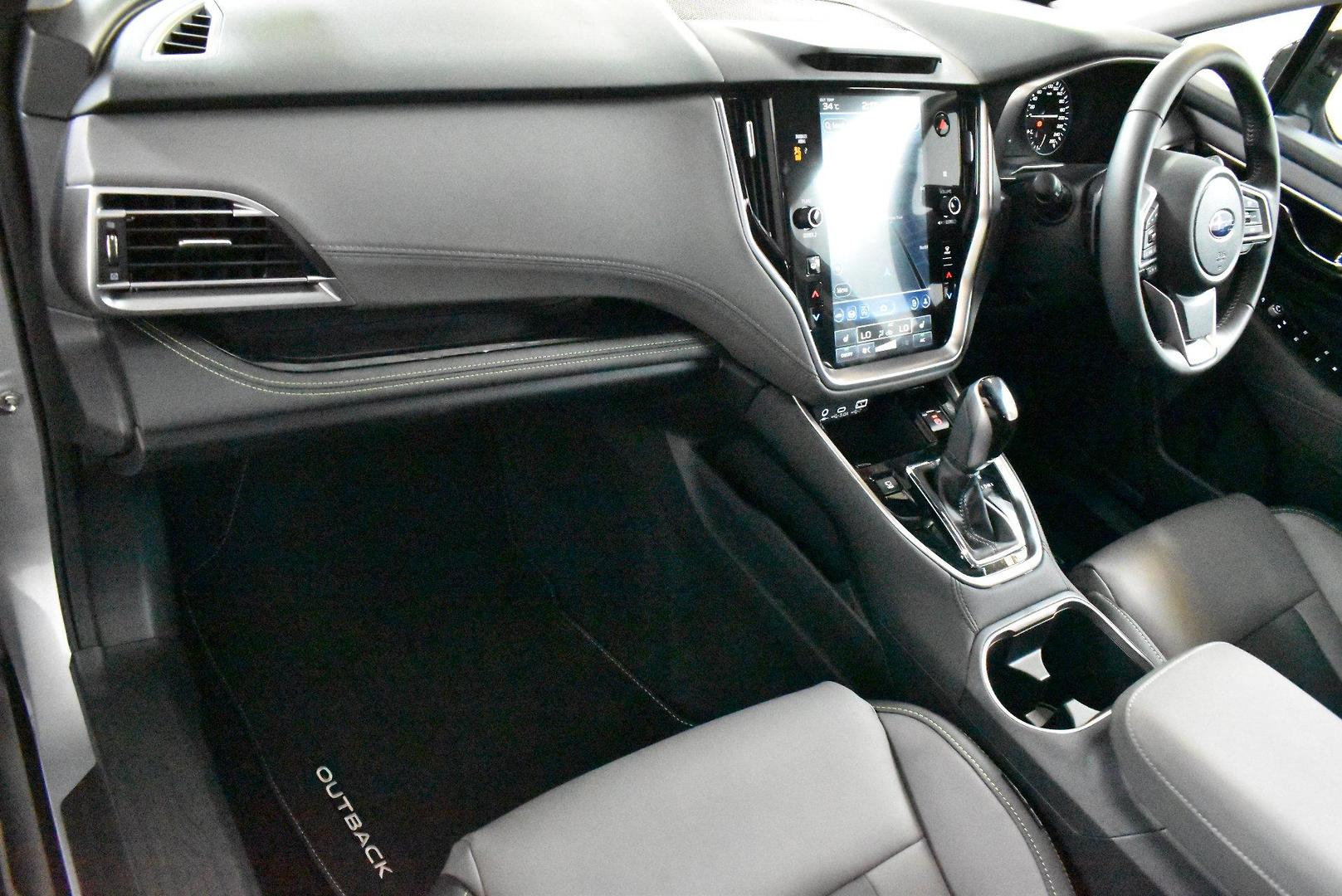 2025 Subaru Outback AWD Sport XT — photo 6