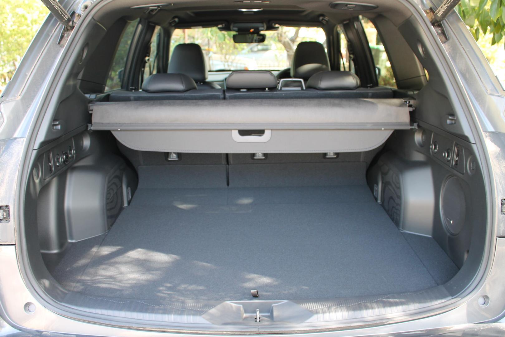 2025 Subaru Forester Touring — photo 17