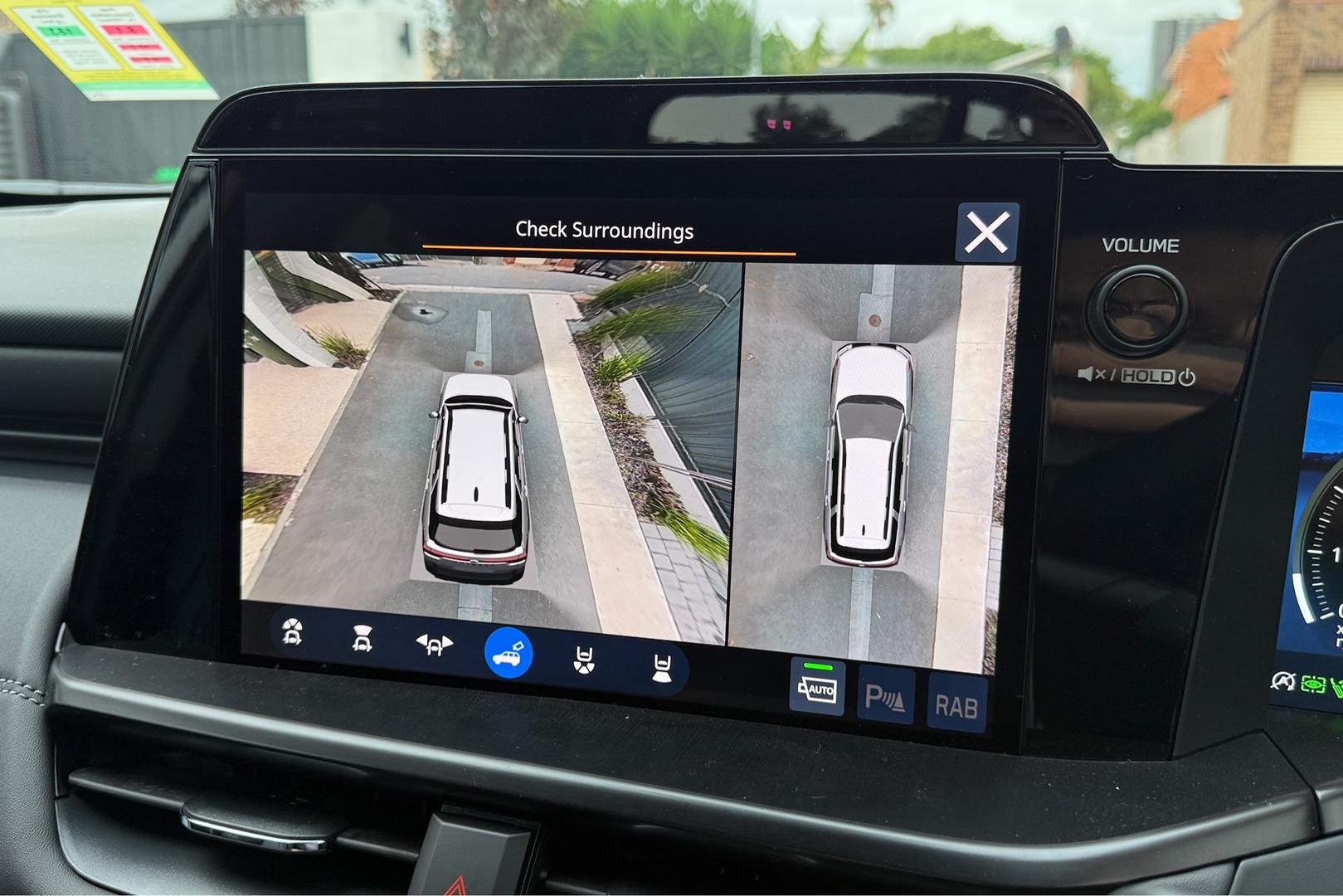 2026 Subaru Outback AWD Touring — photo 17